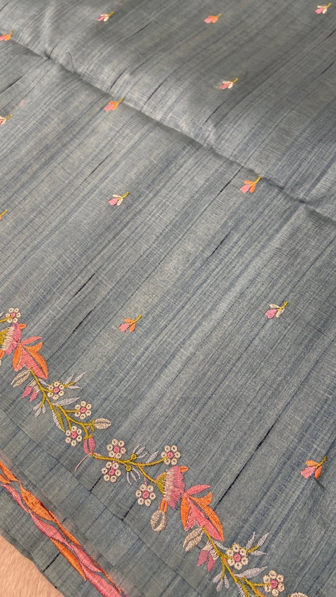Premium Kosa Embroidery Saree - Kanjeevaram Silk Mandir