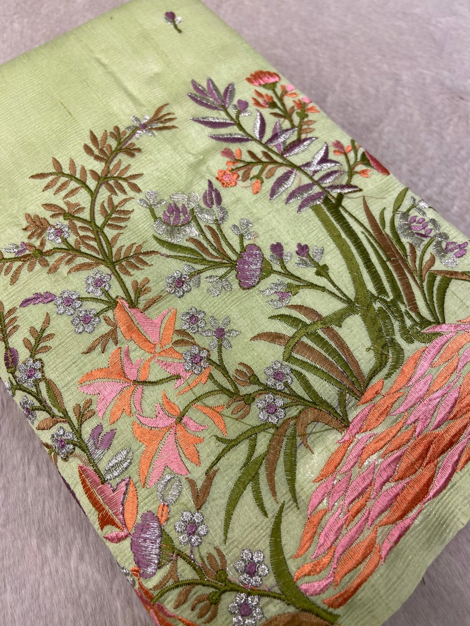 Premium Kosa Embroidery Saree - Kanjeevaram Silk Mandir