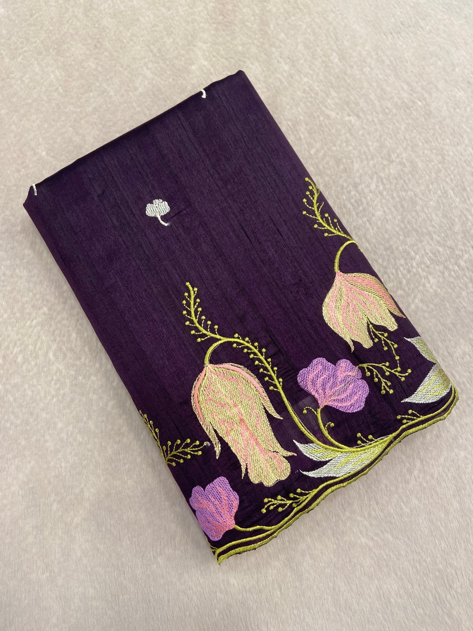 Premium Kosa Embroidery Saree - Kanjeevaram Silk Mandir