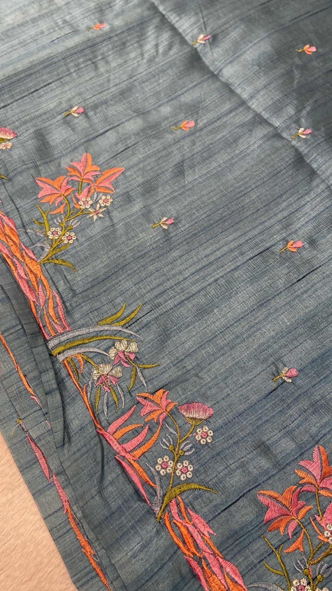 Premium Kosa Embroidery Saree - Kanjeevaram Silk Mandir