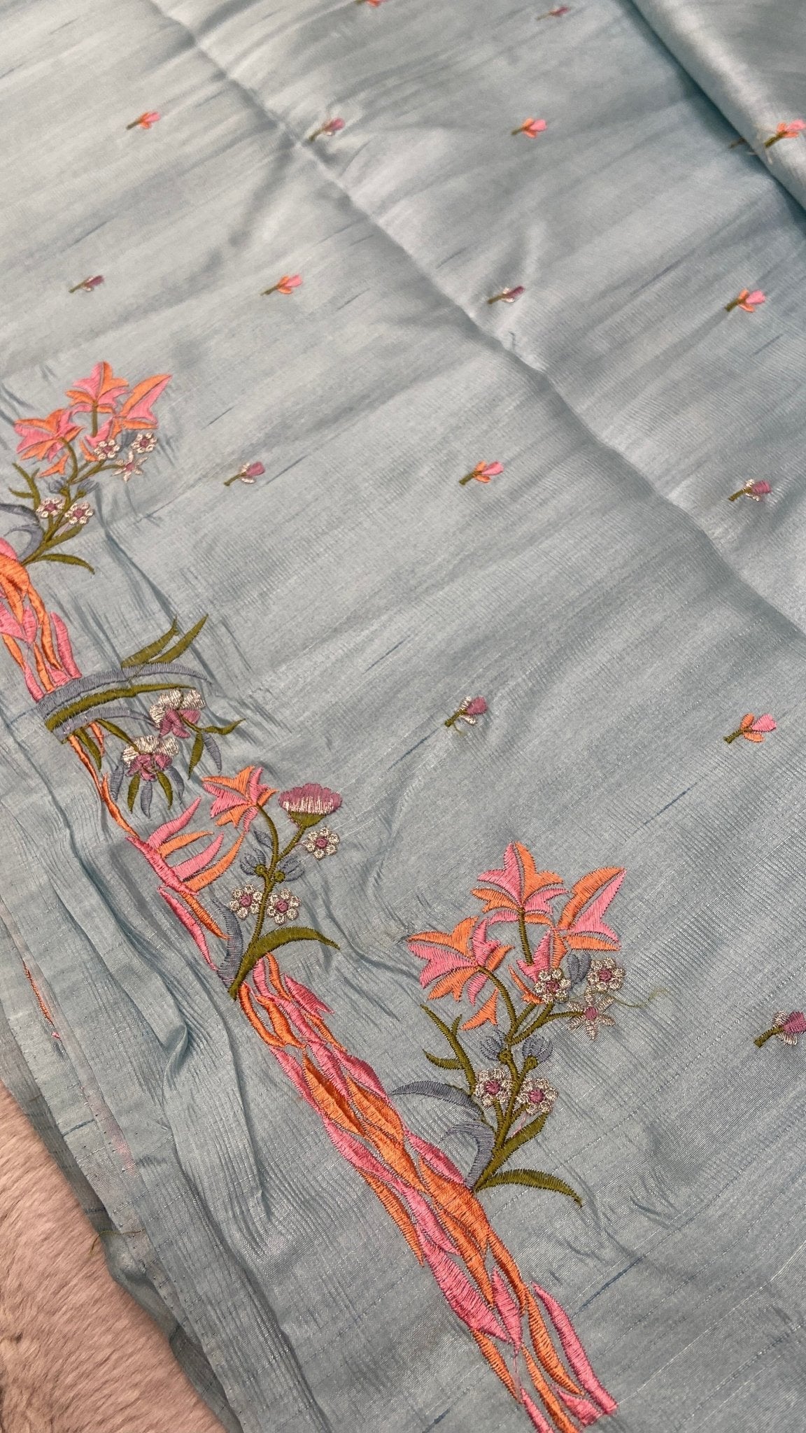 Premium Kosa Embroidery Saree - Kanjeevaram Silk Mandir