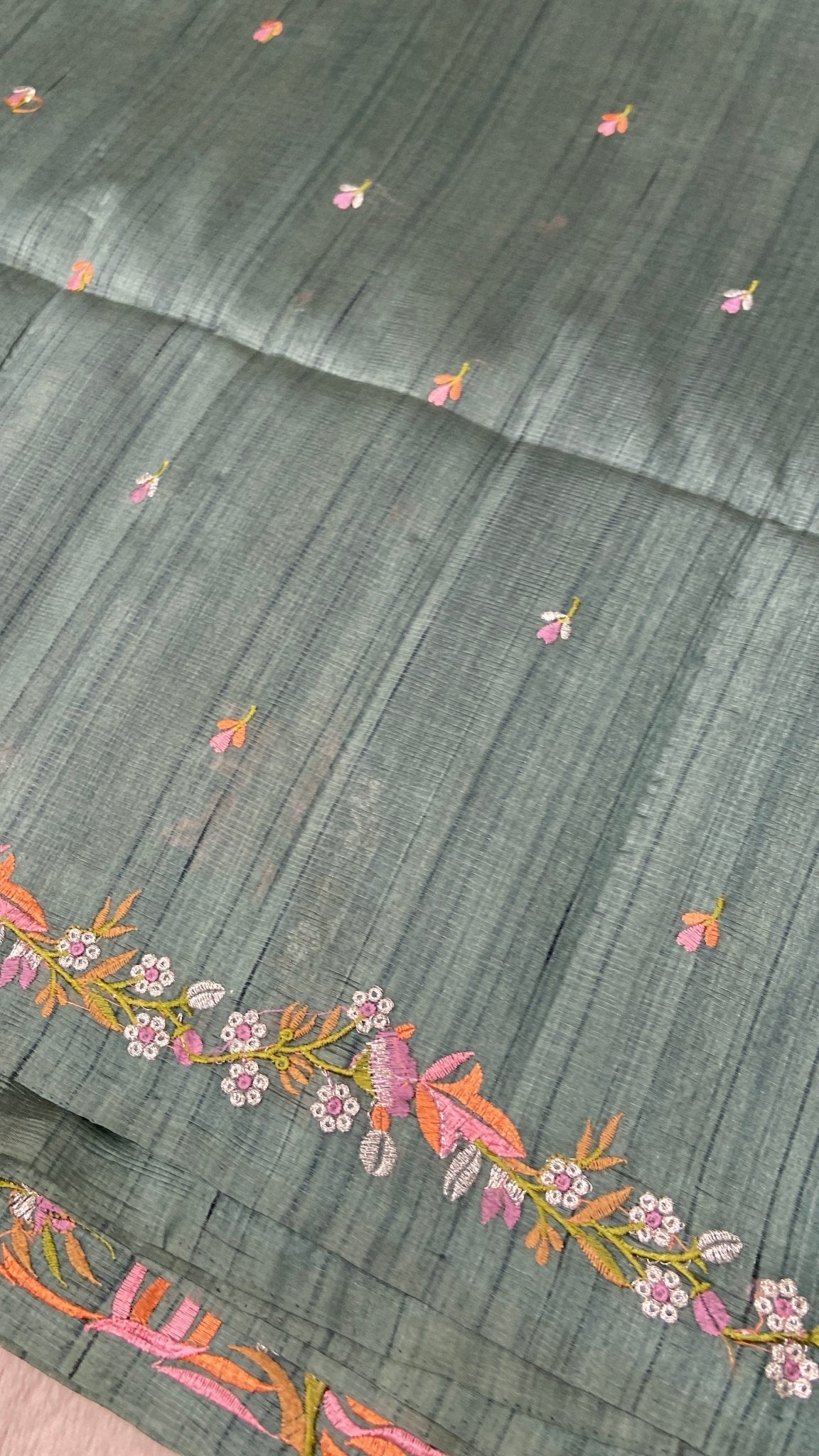 Premium Kosa Embroidery Saree - Kanjeevaram Silk Mandir