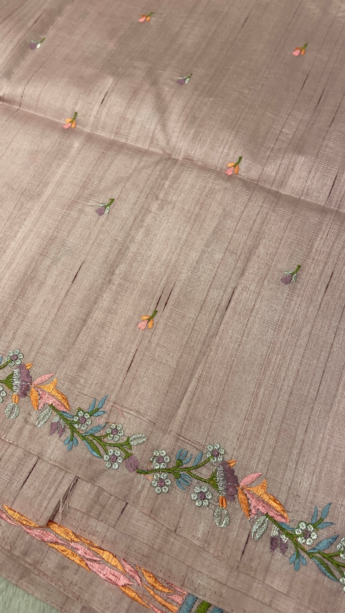 Premium Kosa Embroidery Saree - Kanjeevaram Silk Mandir