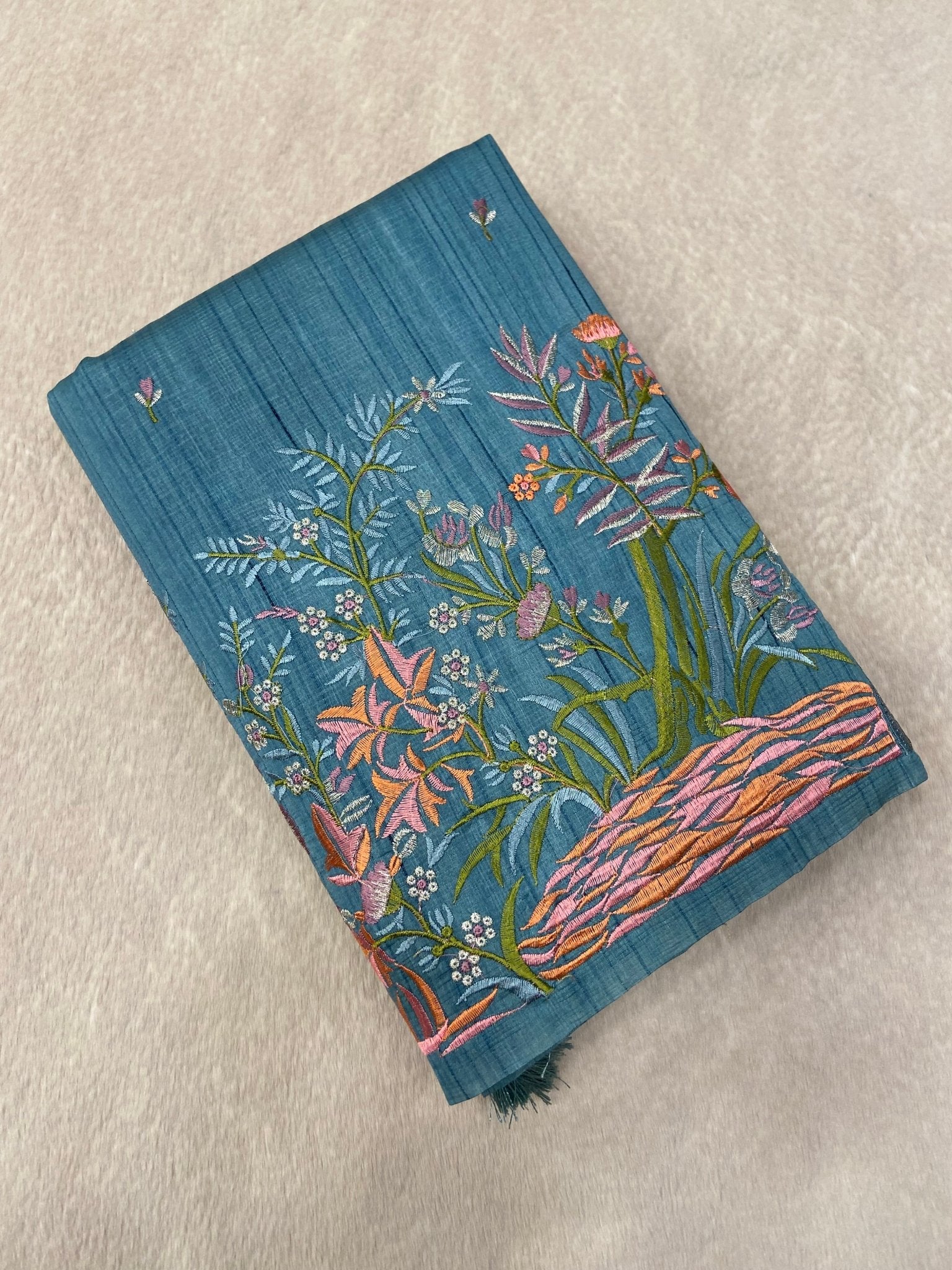Premium Kosa Embroidery Saree - Kanjeevaram Silk Mandir