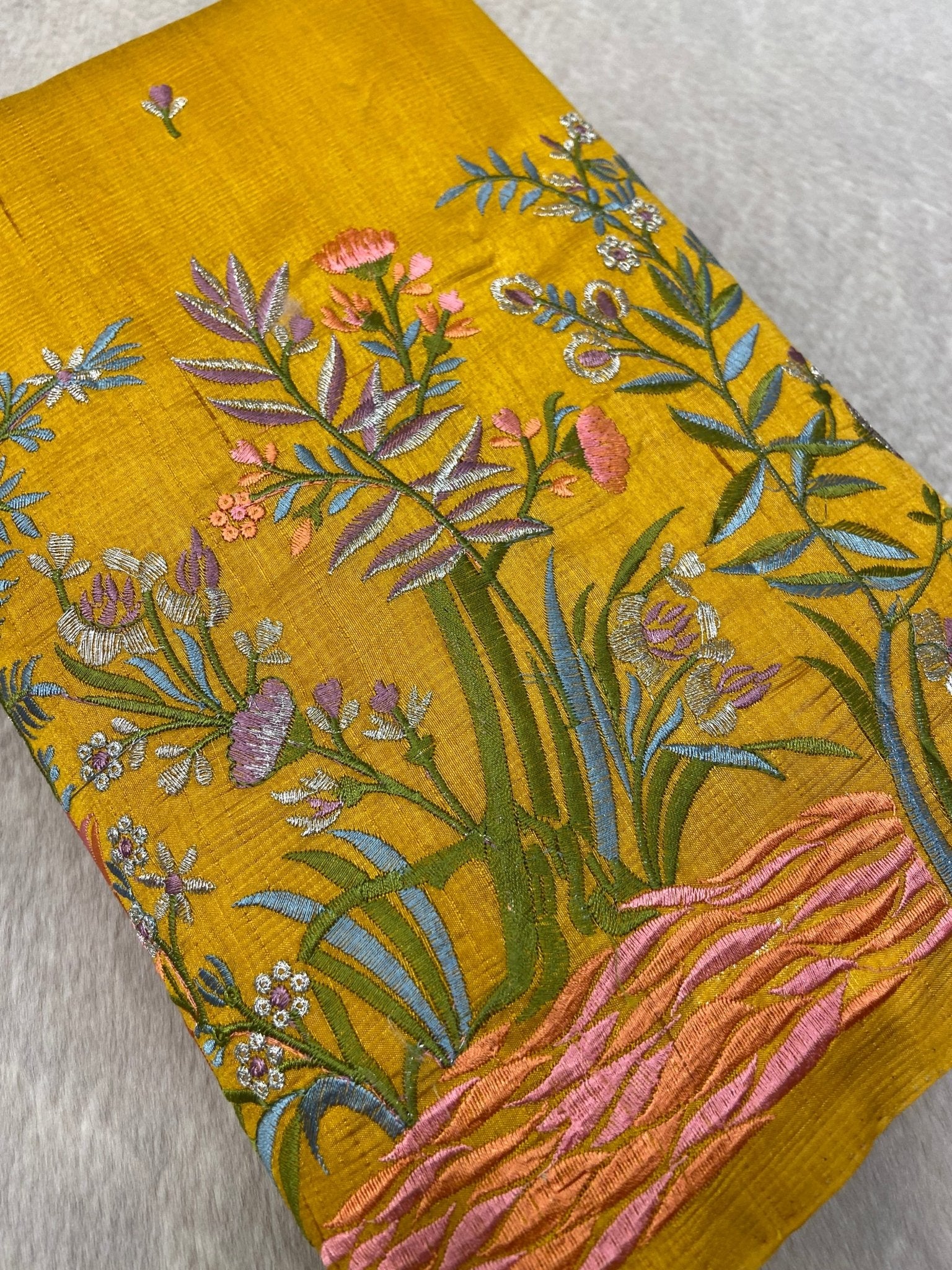 Premium Kosa Embroidery Saree - Kanjeevaram Silk Mandir