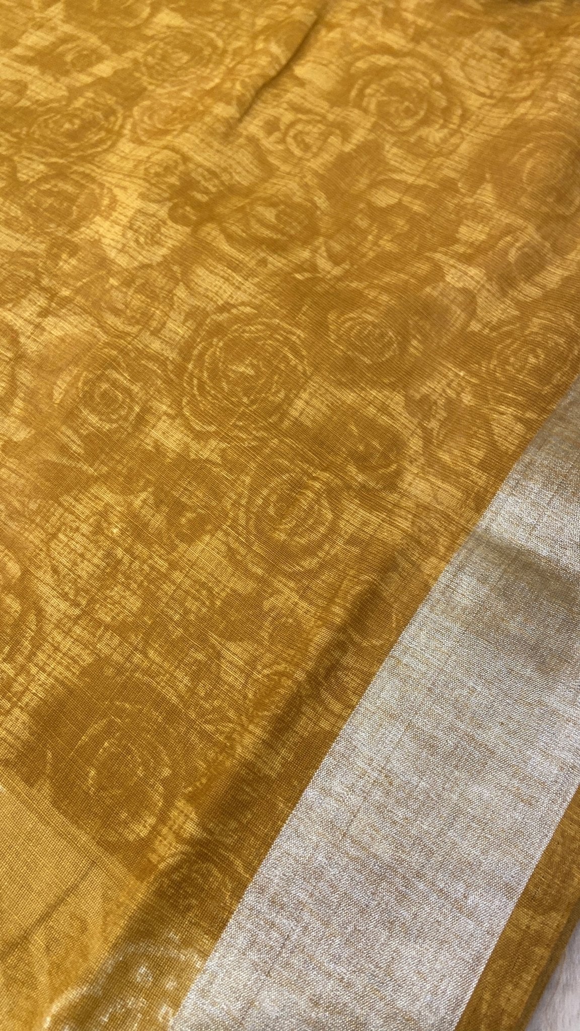 Premium Linen Saree - Kanjeevaram Silk Mandir