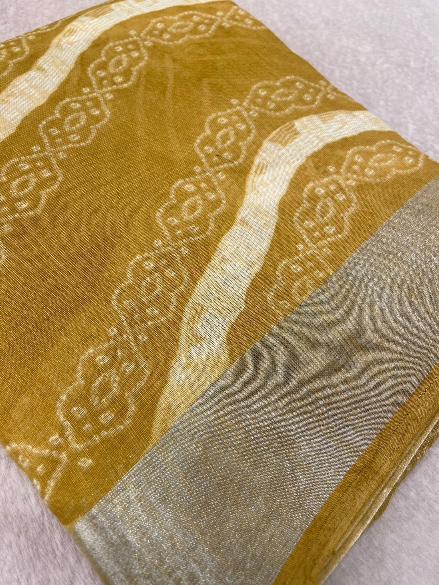 Premium Linen Saree - Kanjeevaram Silk Mandir