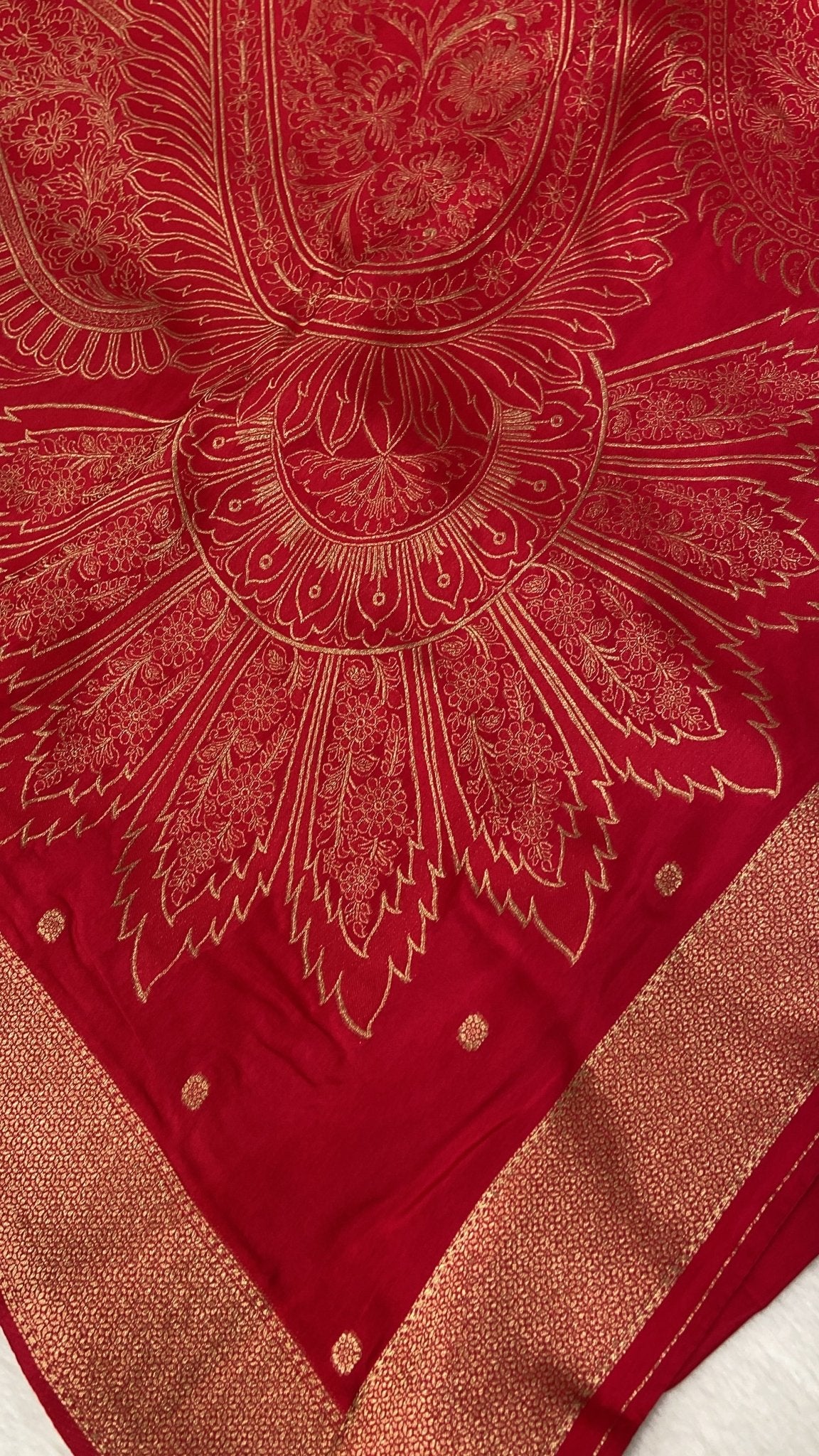 Premium Mashru Silk Saree - Kanjeevaram Silk Mandir