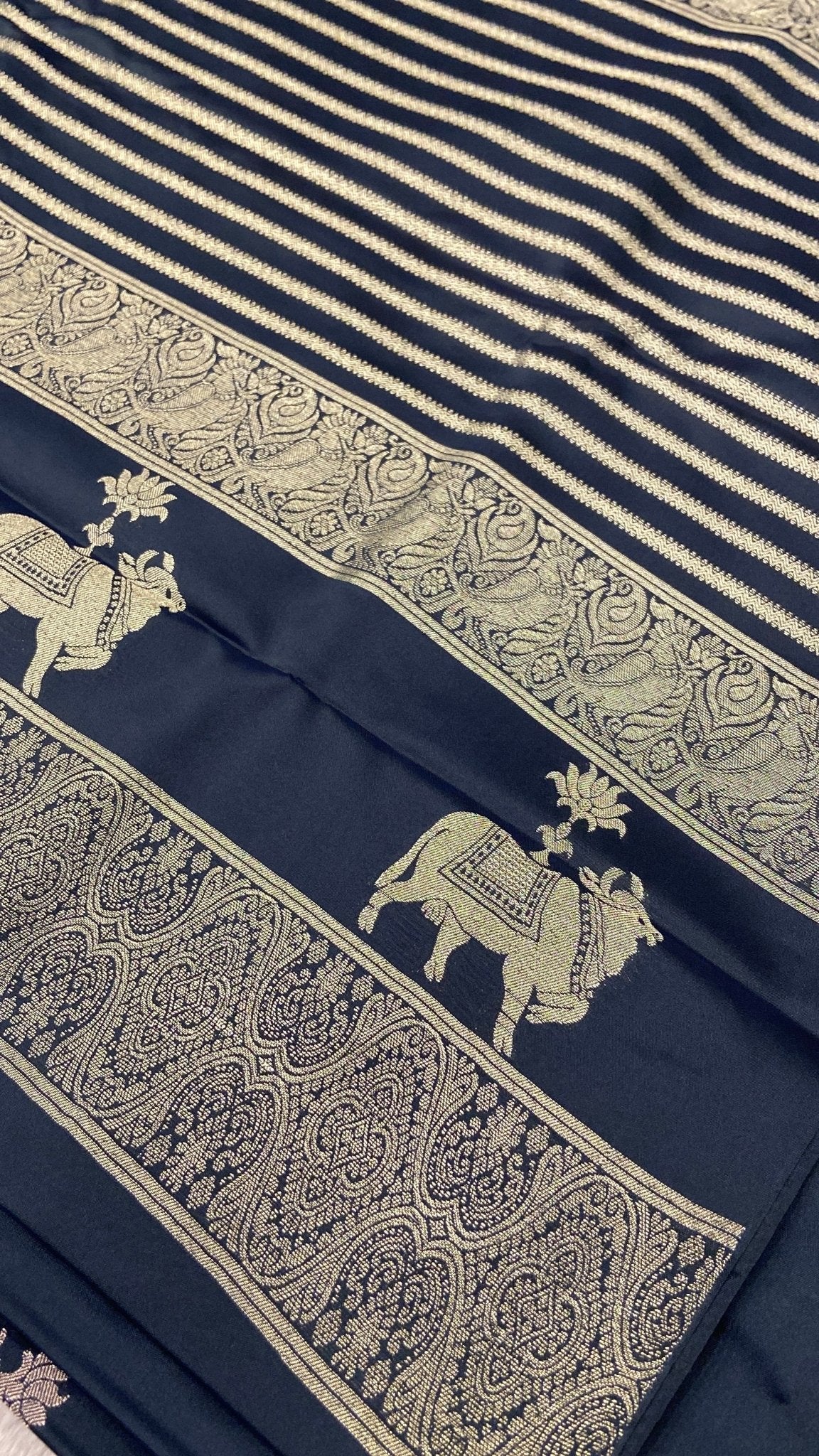 Premium Mini Kanchi Soft Silk Saree (Dark) - Kanjeevaram Silk Mandir
