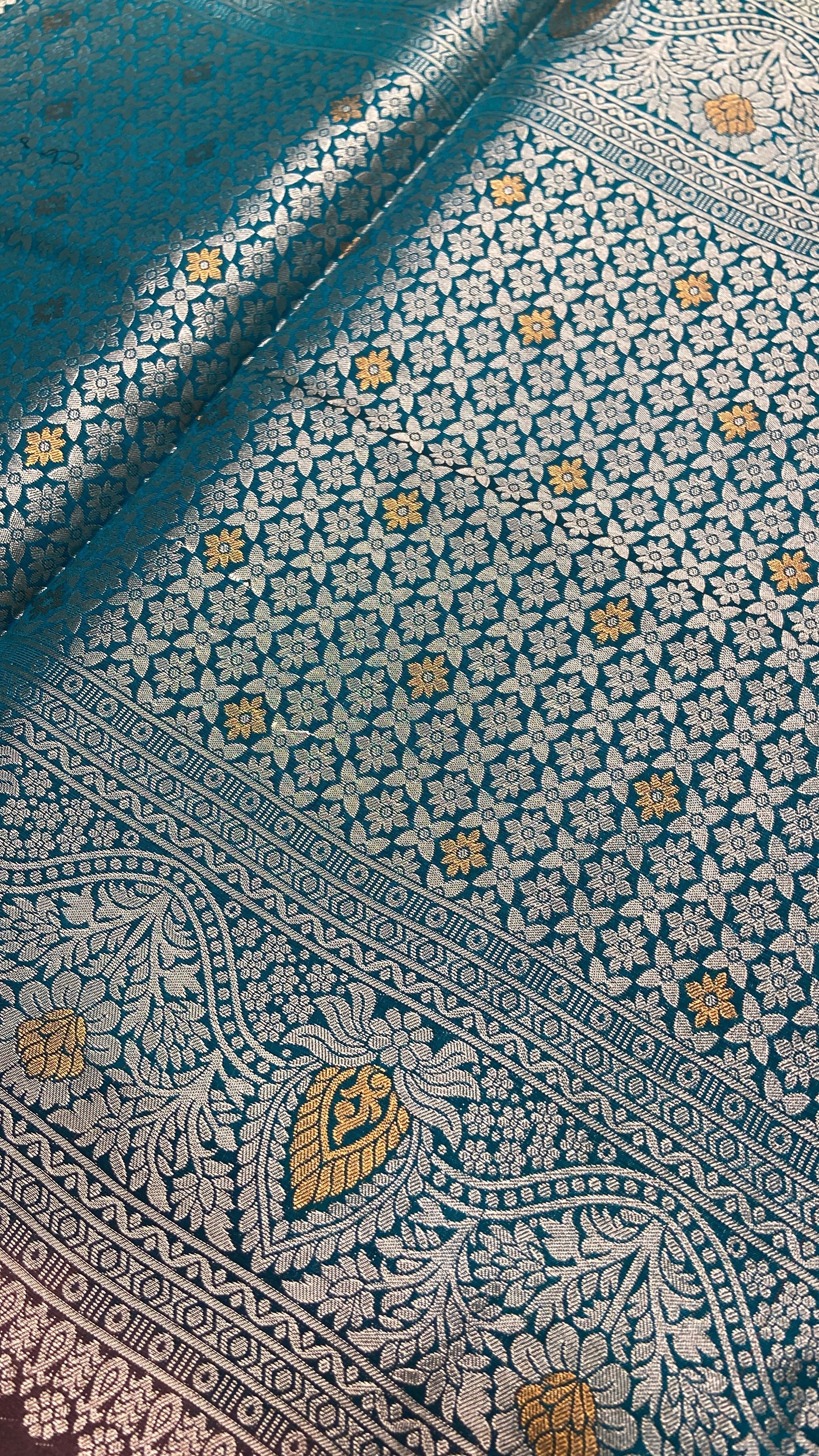 Premium Quality Luxury Silk Saree - Kanjeevaram Silk Mandir