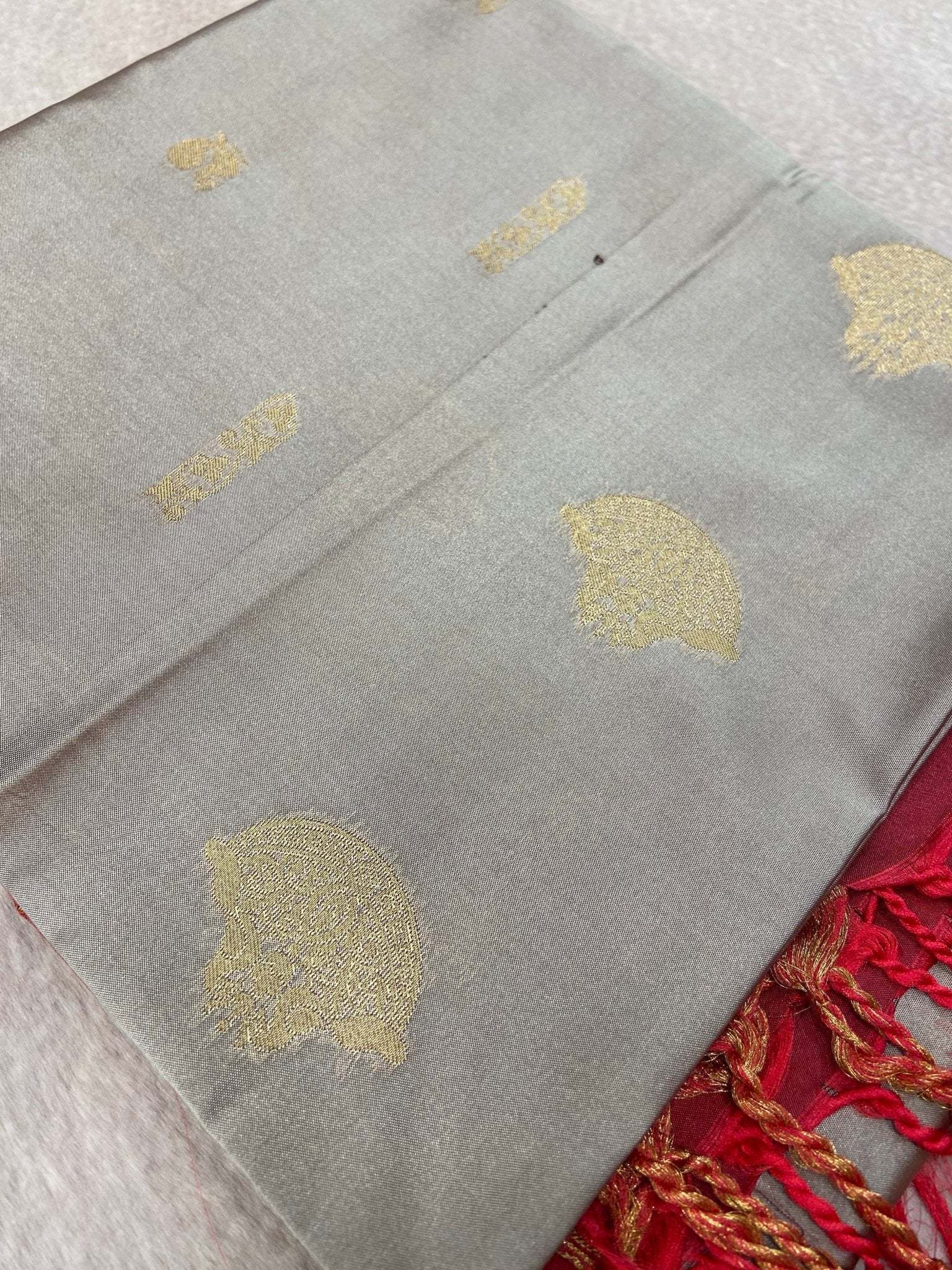 Premium Quality Luxury Silk Saree - Kanjeevaram Silk Mandir