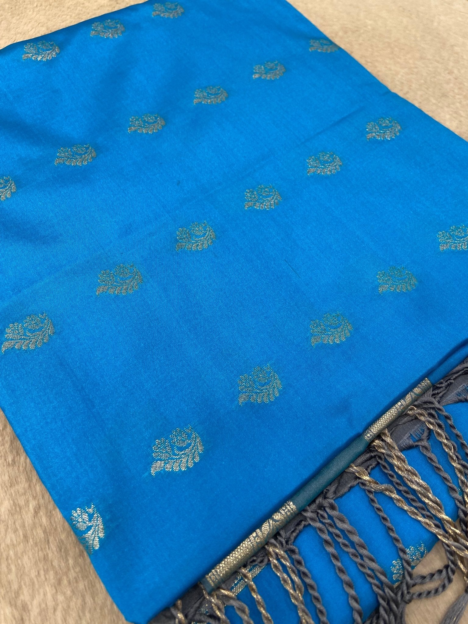 Premium Quality Luxury Silk Saree - Kanjeevaram Silk Mandir
