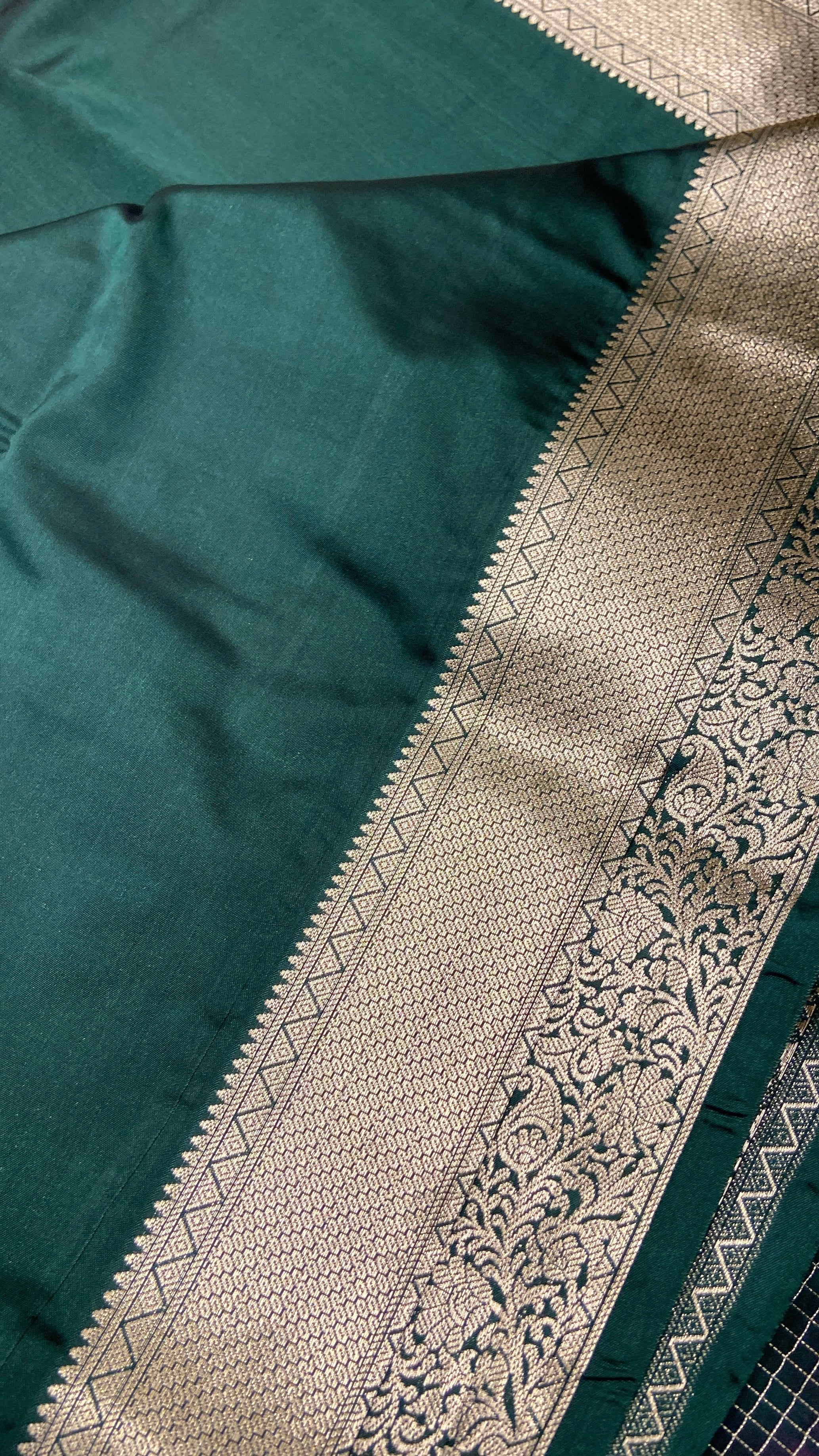 Premium Quality Luxury Silk Saree - Kanjeevaram Silk Mandir