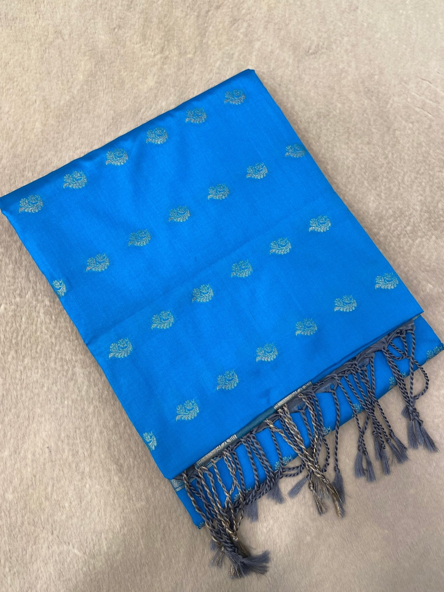 Premium Quality Luxury Silk Saree - Kanjeevaram Silk Mandir
