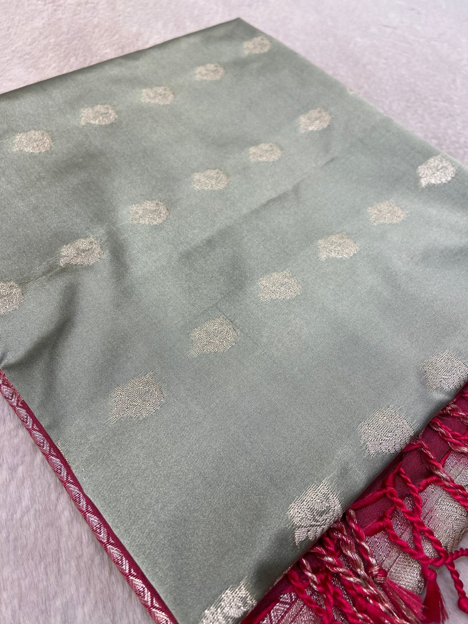 Premium Quality Luxury Silk Saree - Kanjeevaram Silk Mandir