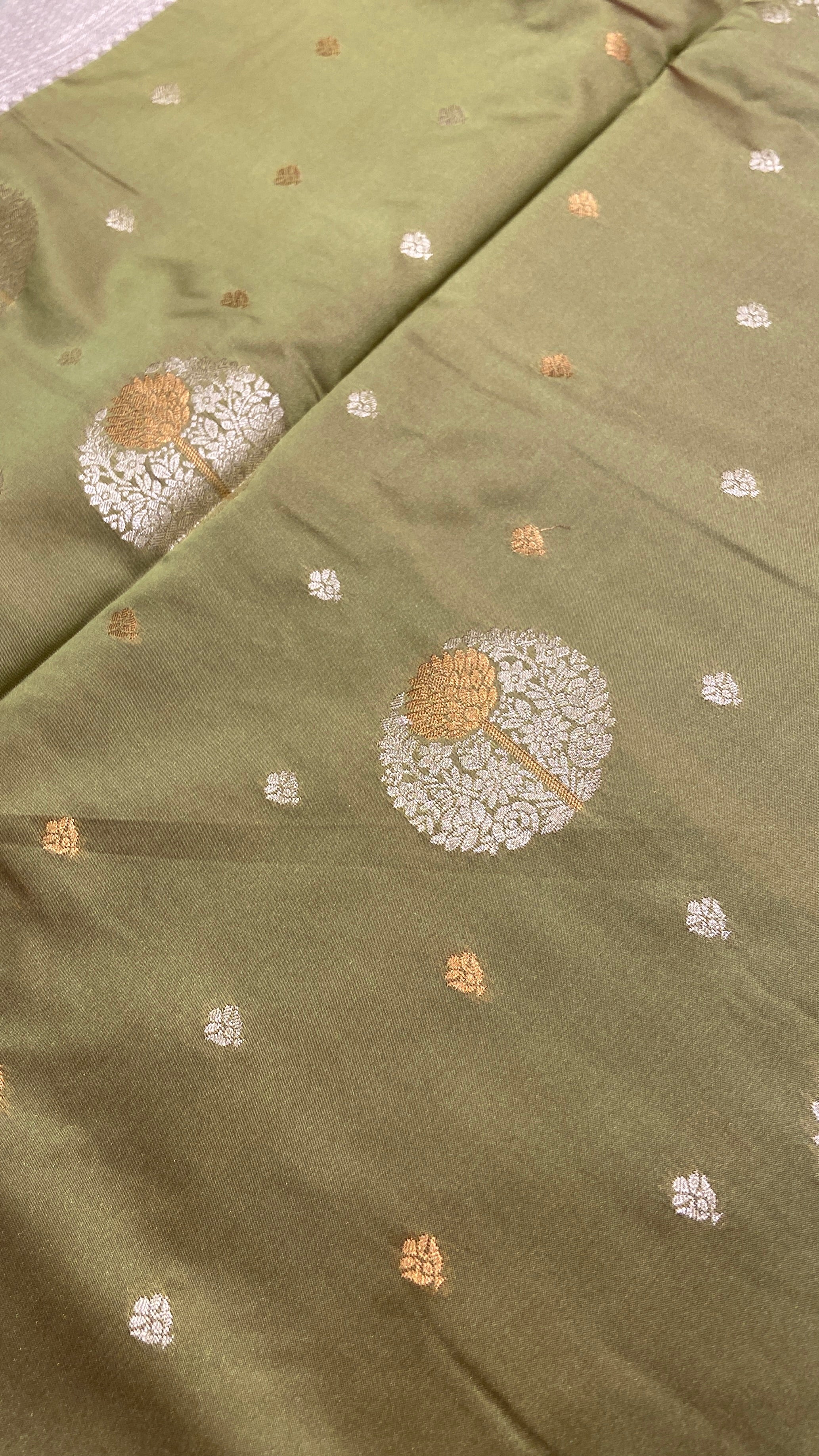 Premium Quality Luxury Silk Saree - Kanjeevaram Silk Mandir