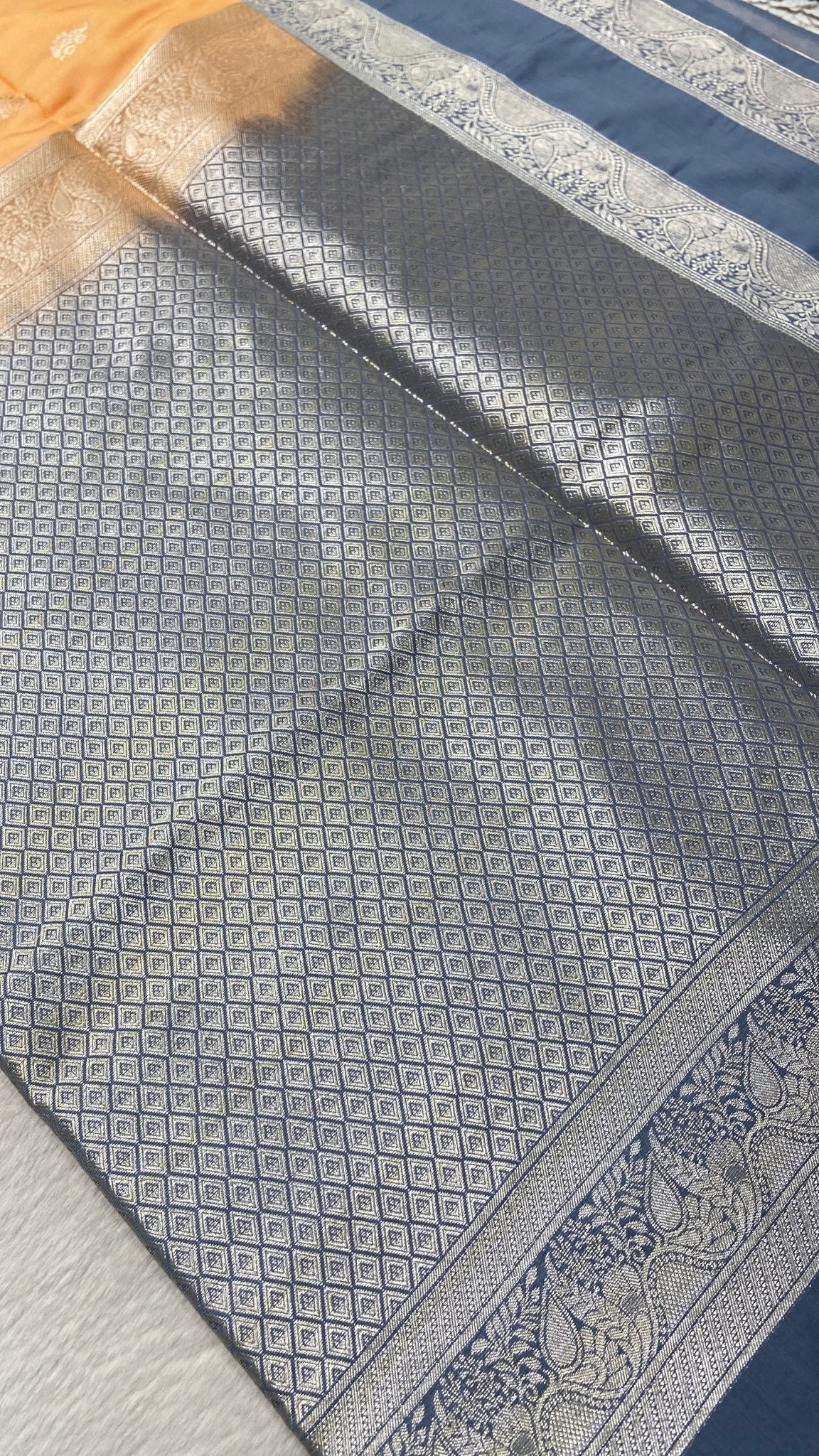 Premium Quality Luxury Silk Saree - Kanjeevaram Silk Mandir