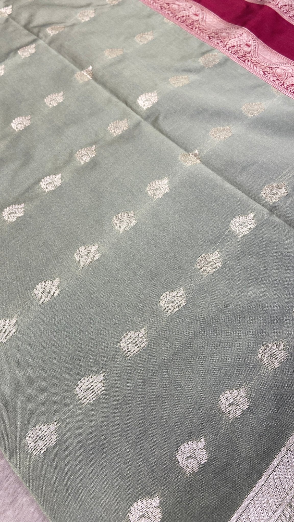 Premium Quality Luxury Silk Saree - Kanjeevaram Silk Mandir