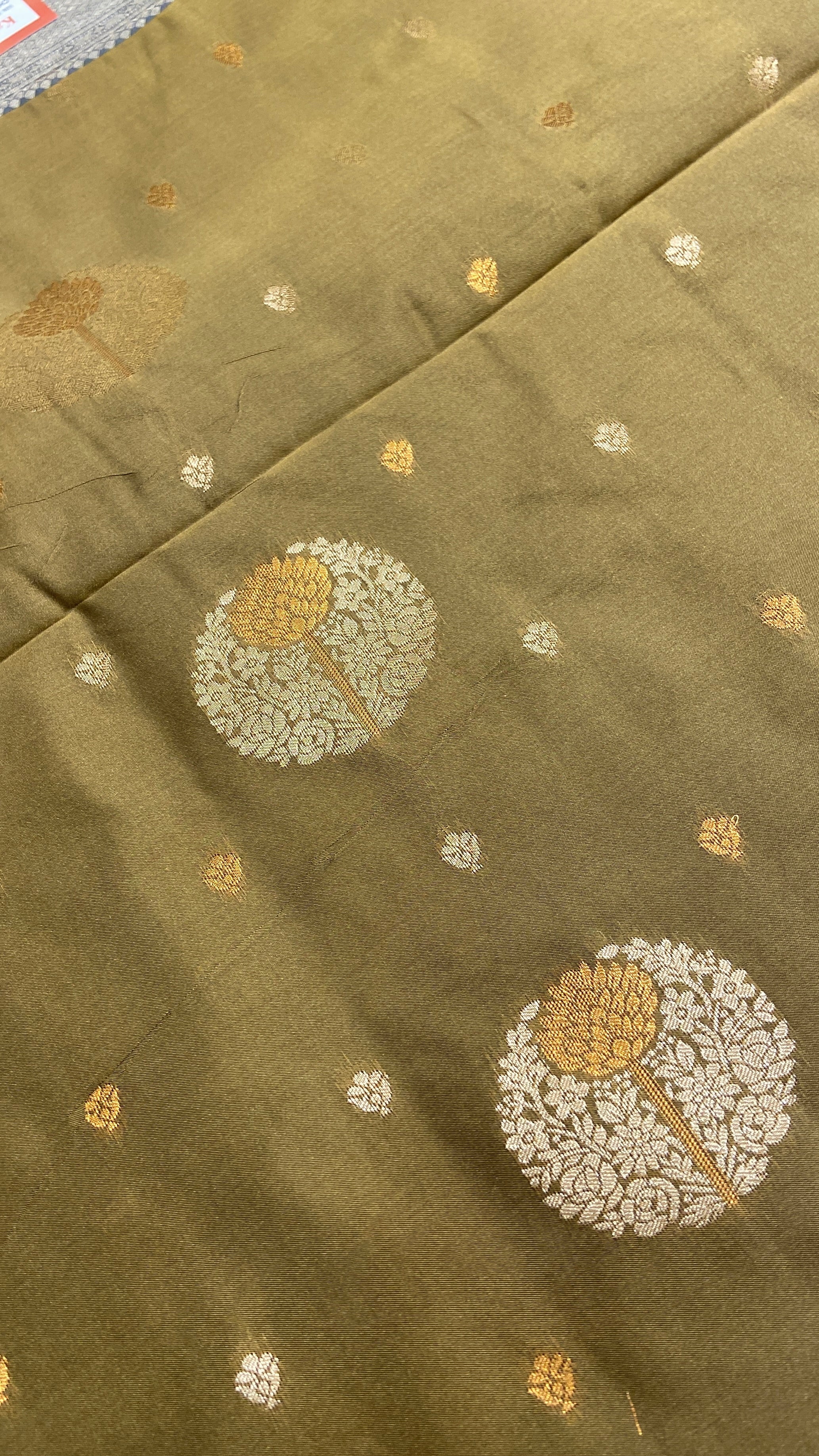 Premium Quality Luxury Silk Saree - Kanjeevaram Silk Mandir