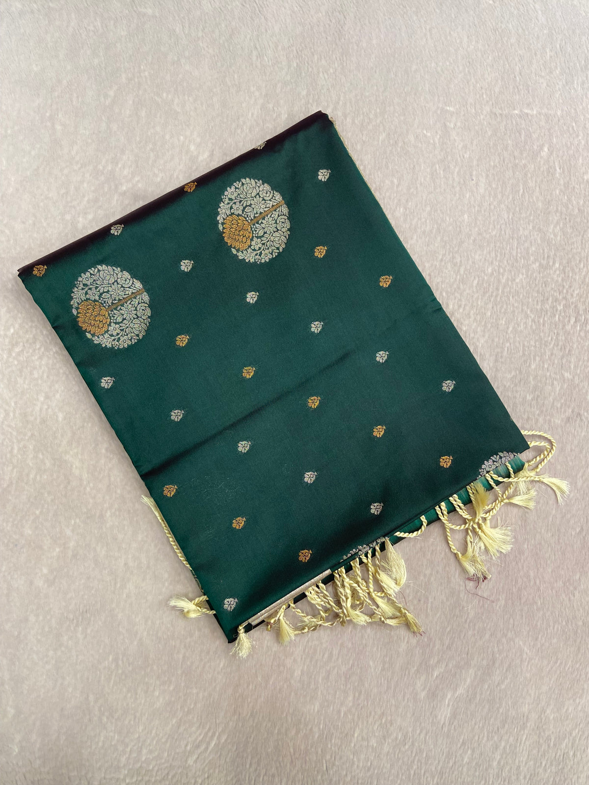 Premium Quality Luxury Silk Saree - Kanjeevaram Silk Mandir