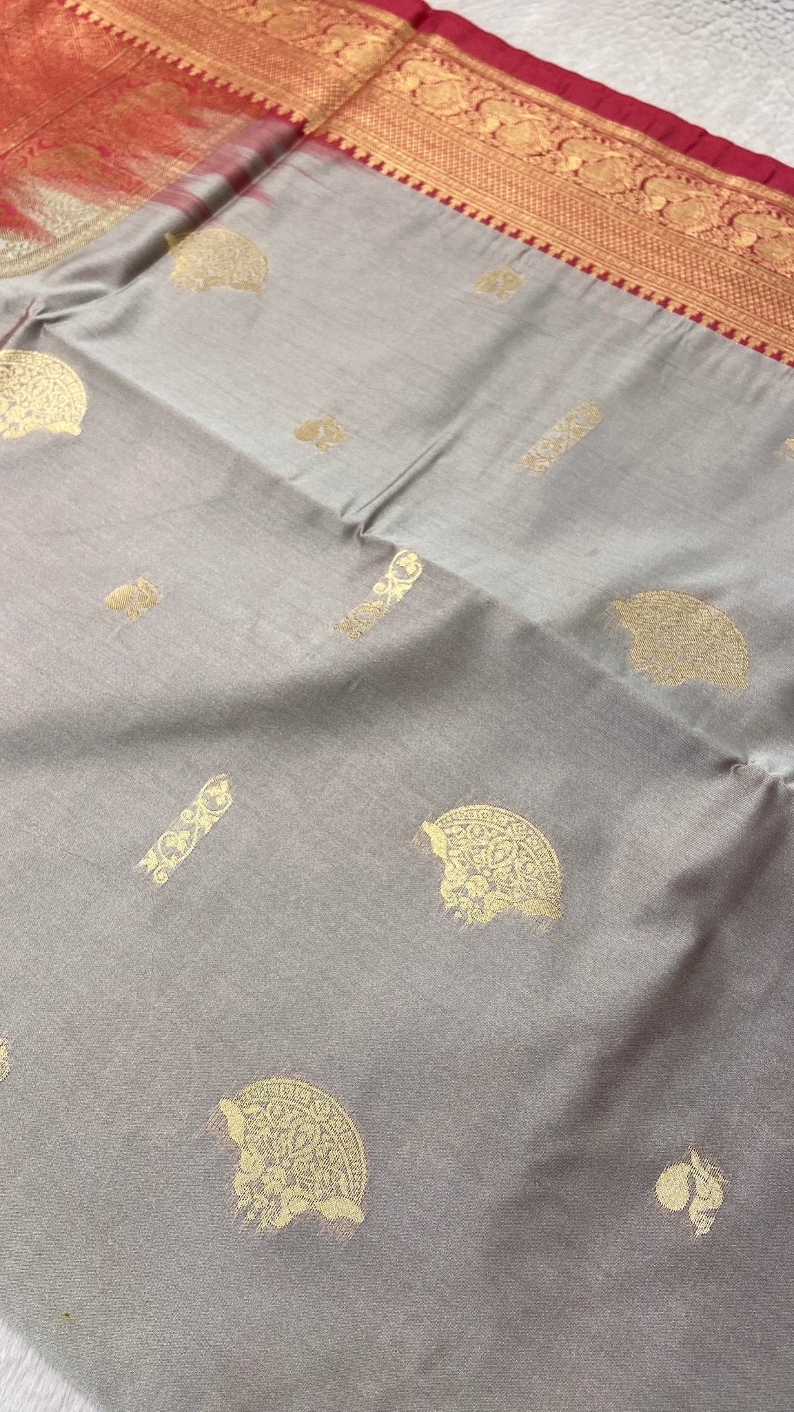 Premium Quality Luxury Silk Saree - Kanjeevaram Silk Mandir
