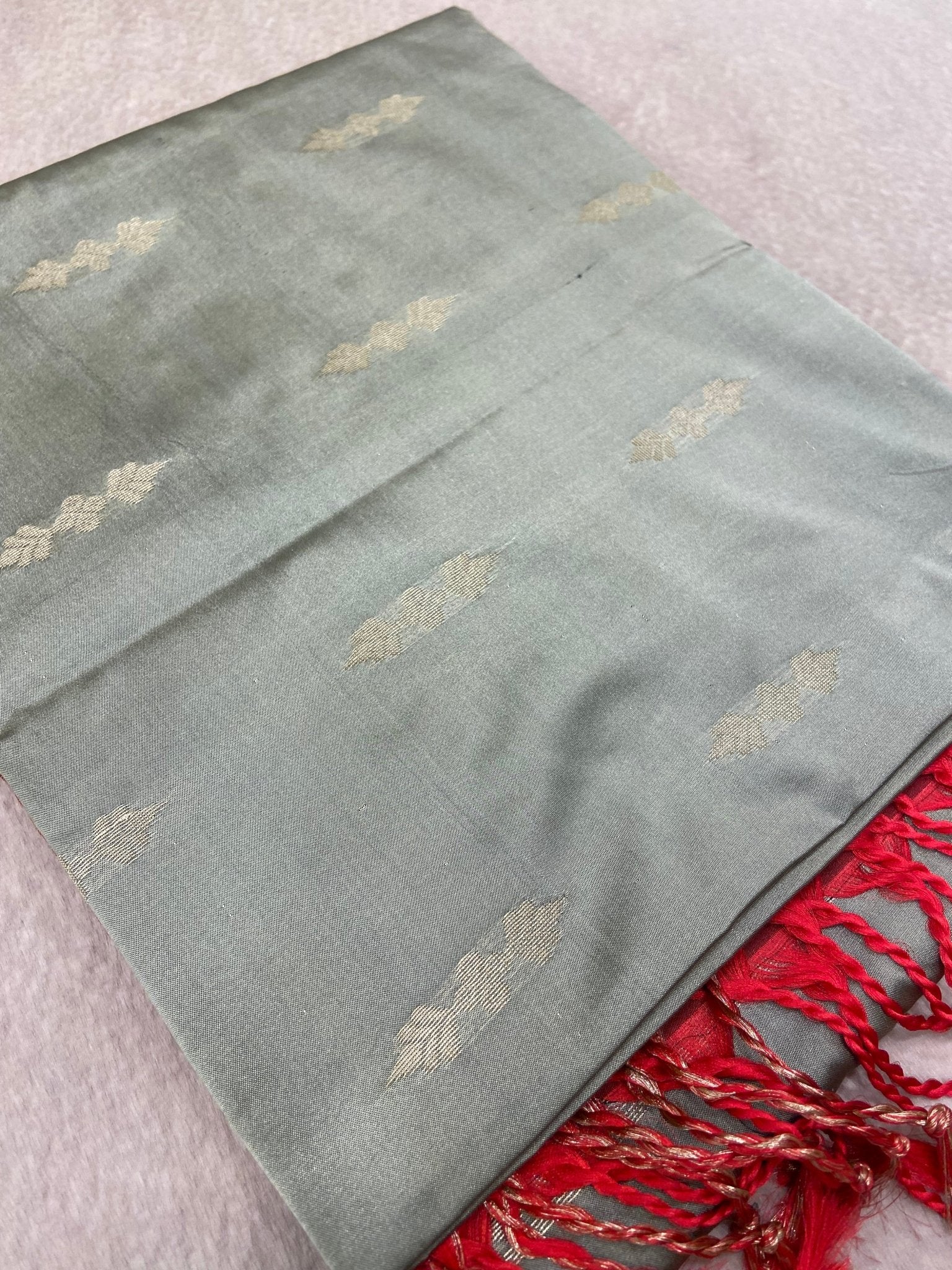 Premium Quality Luxury Silk Saree - Kanjeevaram Silk Mandir