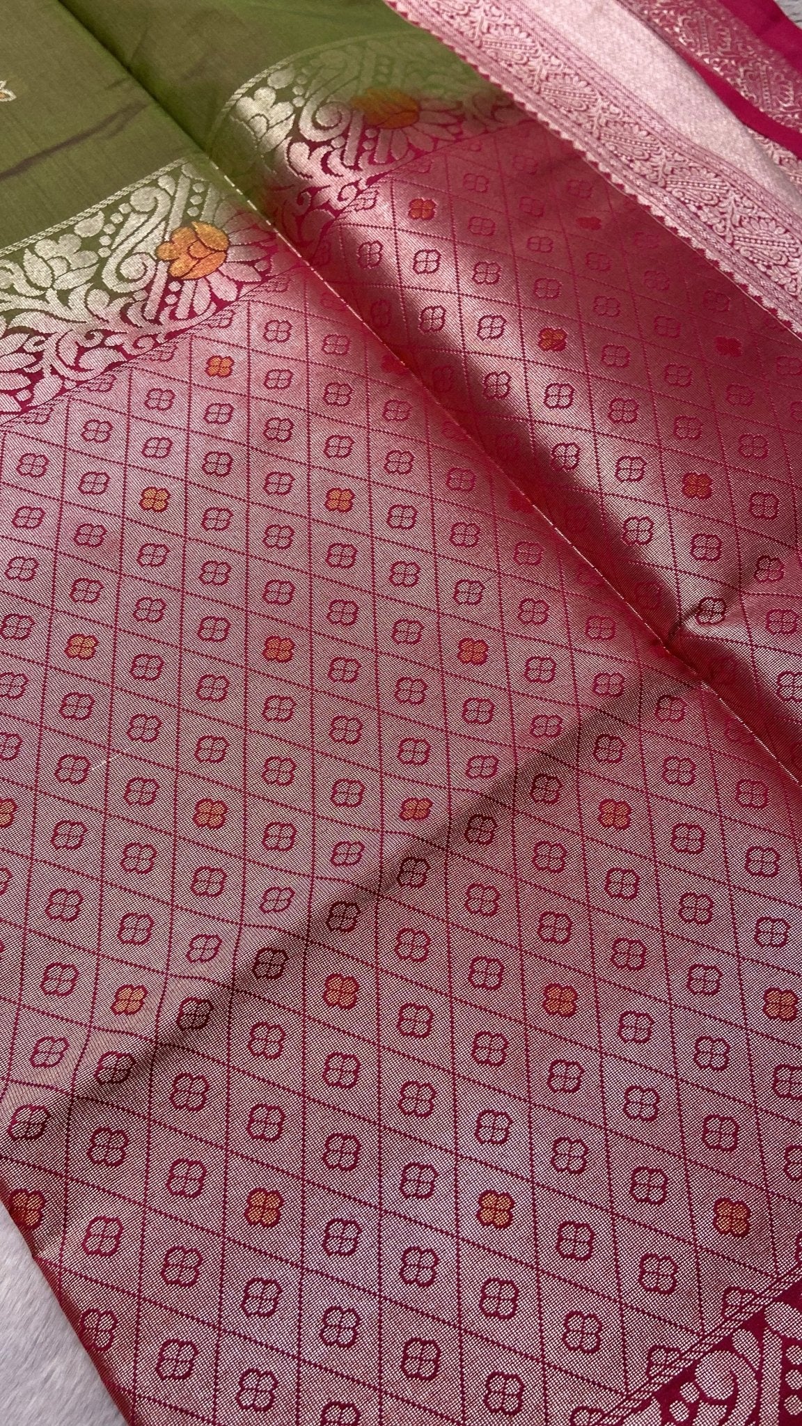 Premium Quality Luxury Soft Silk Saree - Kanjeevaram Silk Mandir