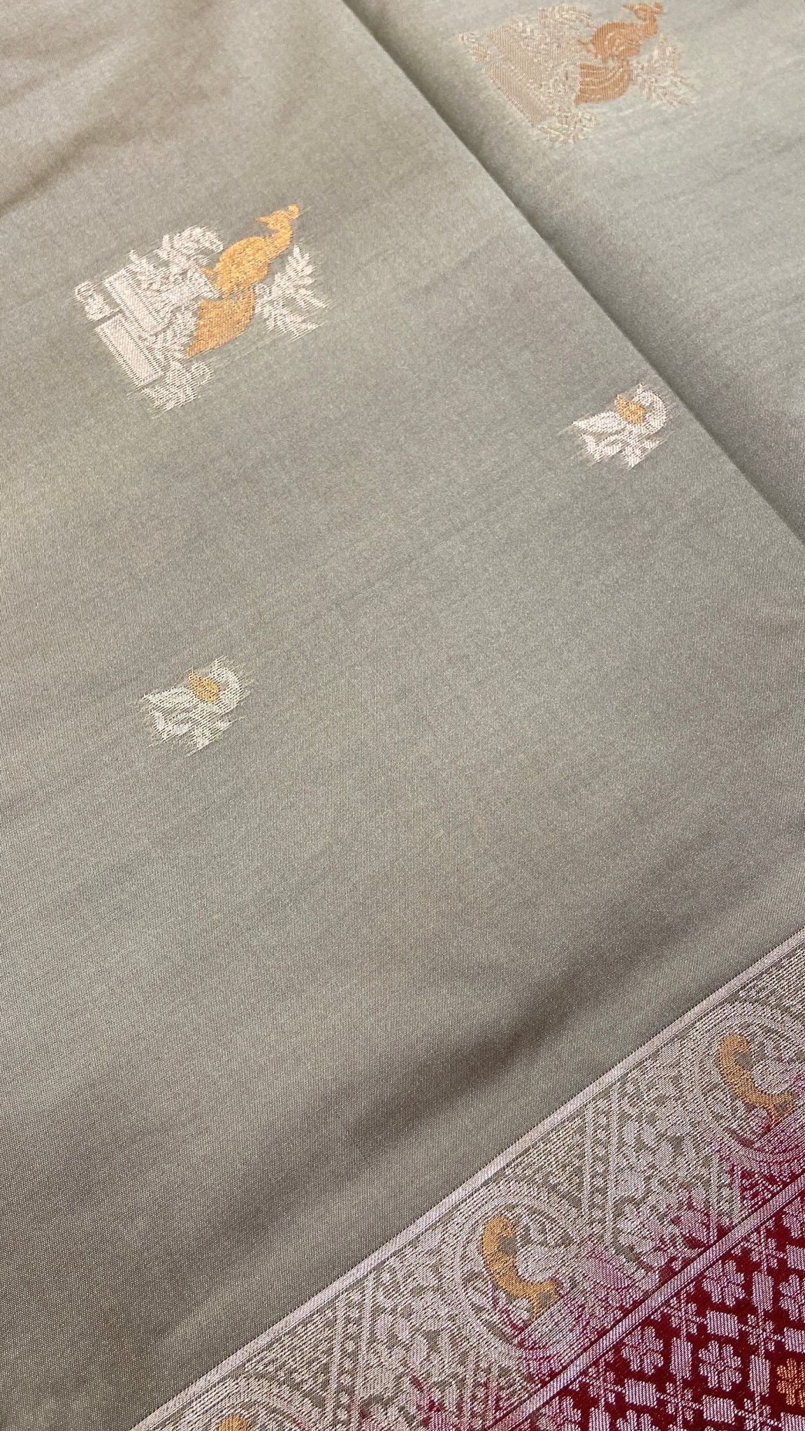 Premium Quality Luxury Soft Silk Saree - Kanjeevaram Silk Mandir