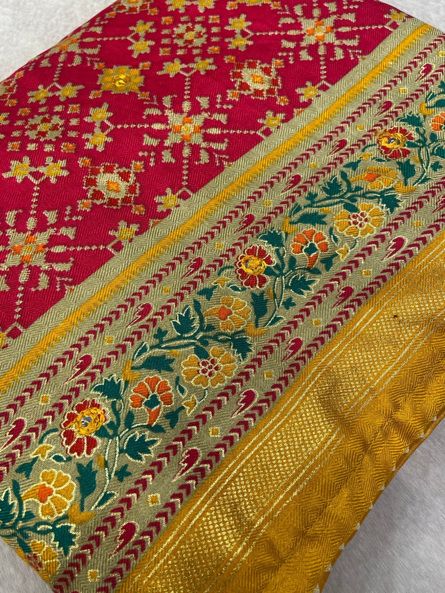 Premium Royal Patola Saree - Kanjeevaram Silk Mandir