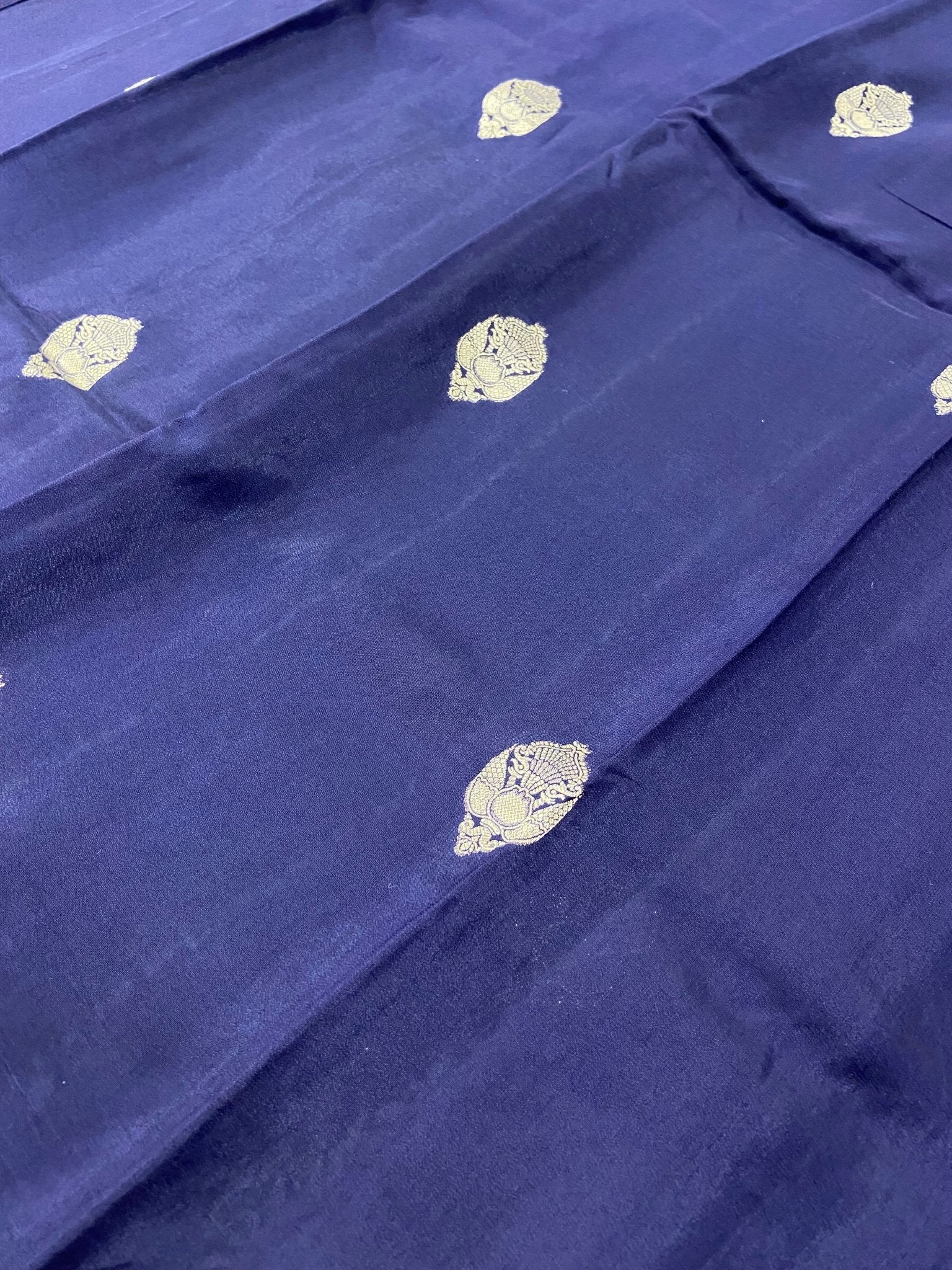 Premium Russian Silk Saree - Kanjeevaram Silk Mandir
