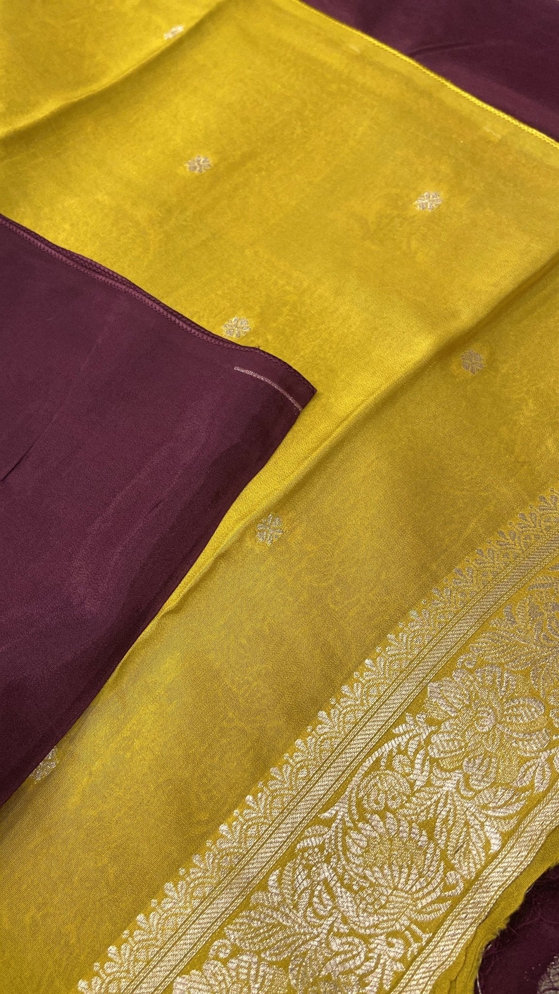 Premium Russian Silk Saree🦚 - Kanjeevaram Silk Mandir