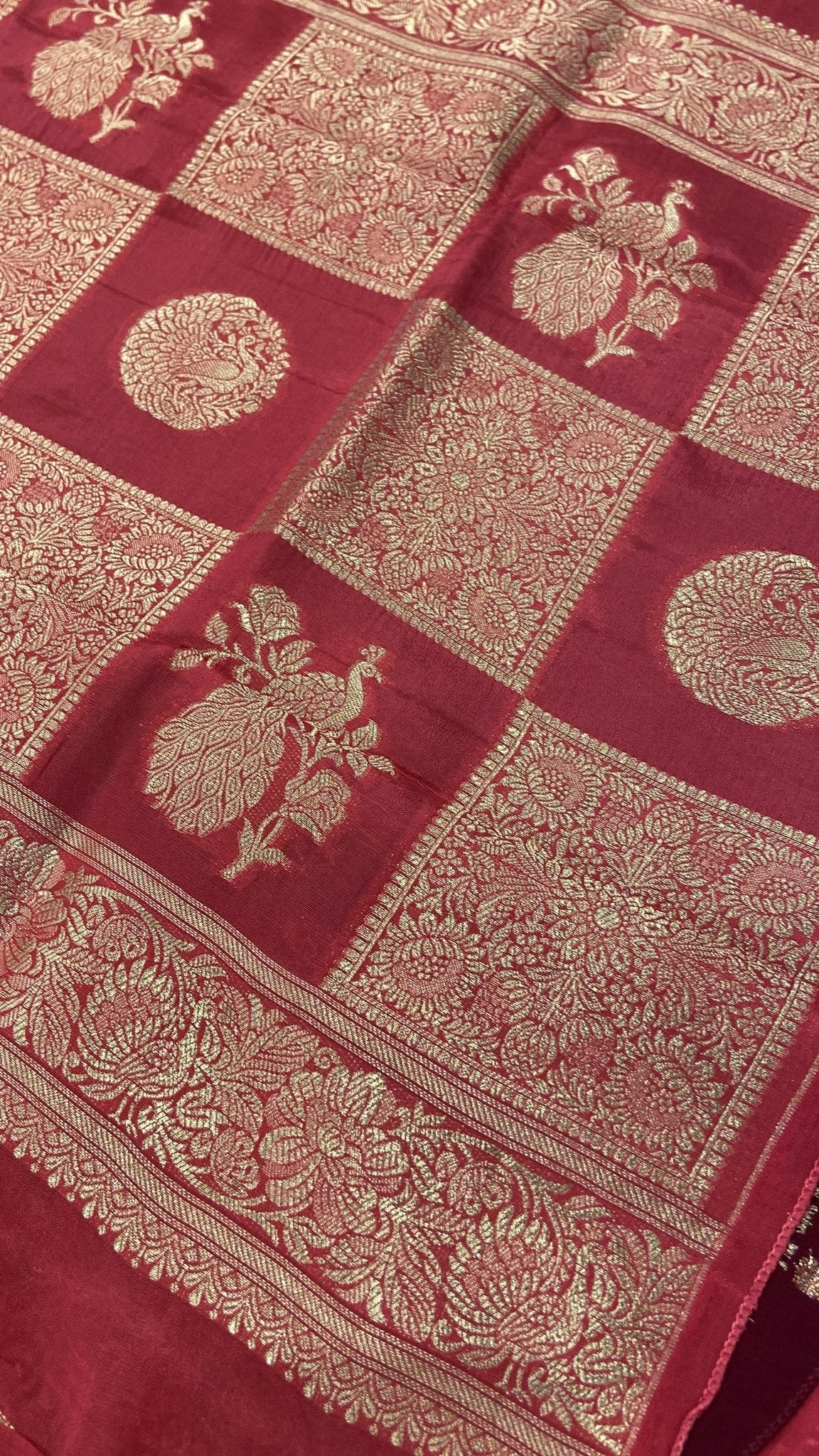 Premium Russian Silk Saree🦚 - Kanjeevaram Silk Mandir