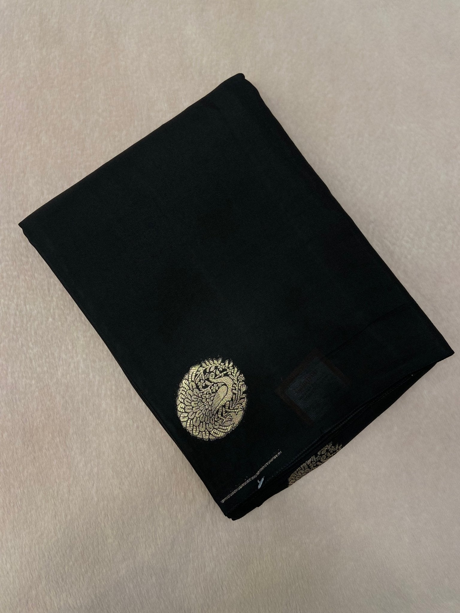 Premium Russian Silk Saree🦚 - Kanjeevaram Silk Mandir