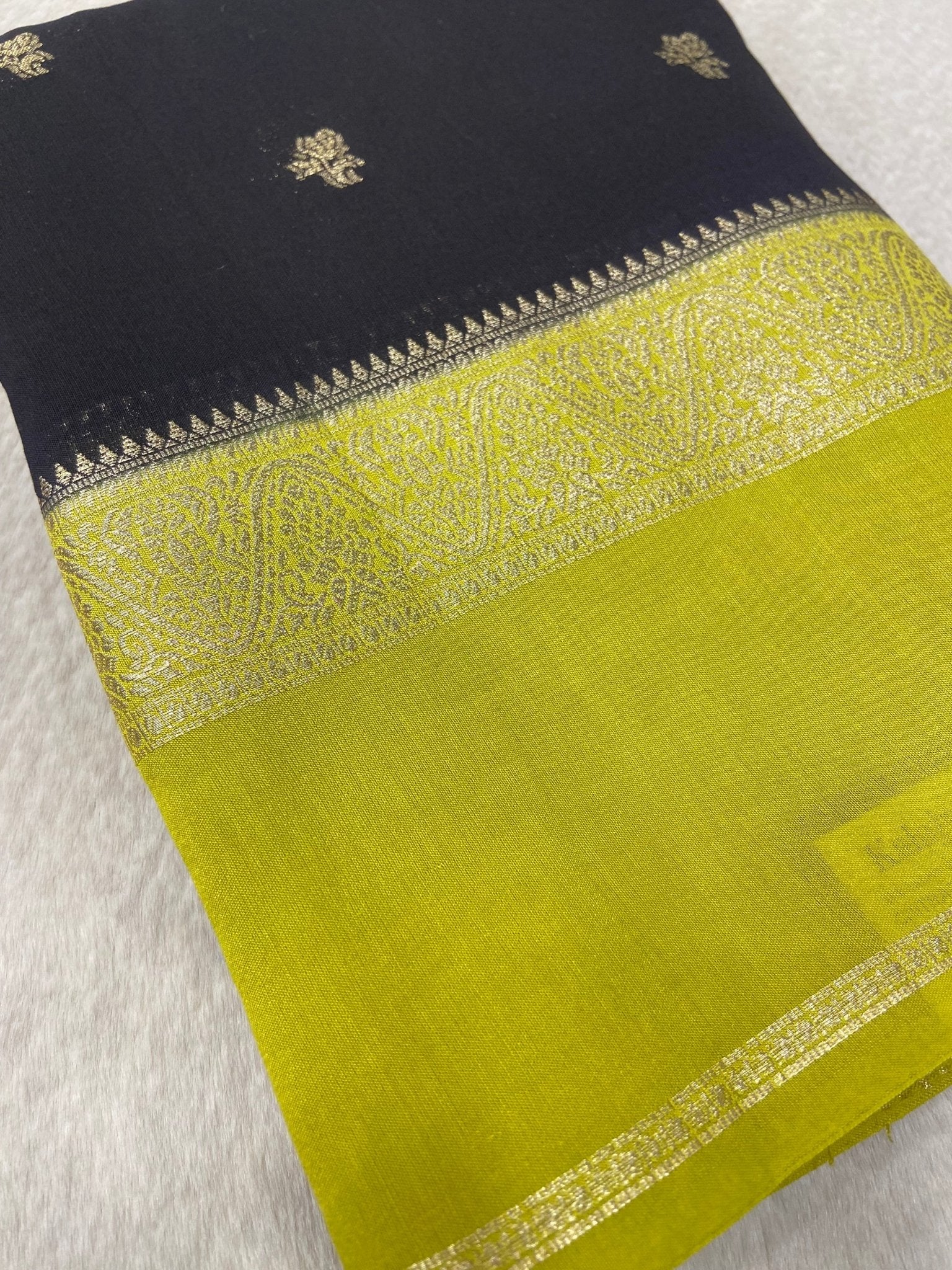 Premium Semi Chanderi Saree - Kanjeevaram Silk Mandir