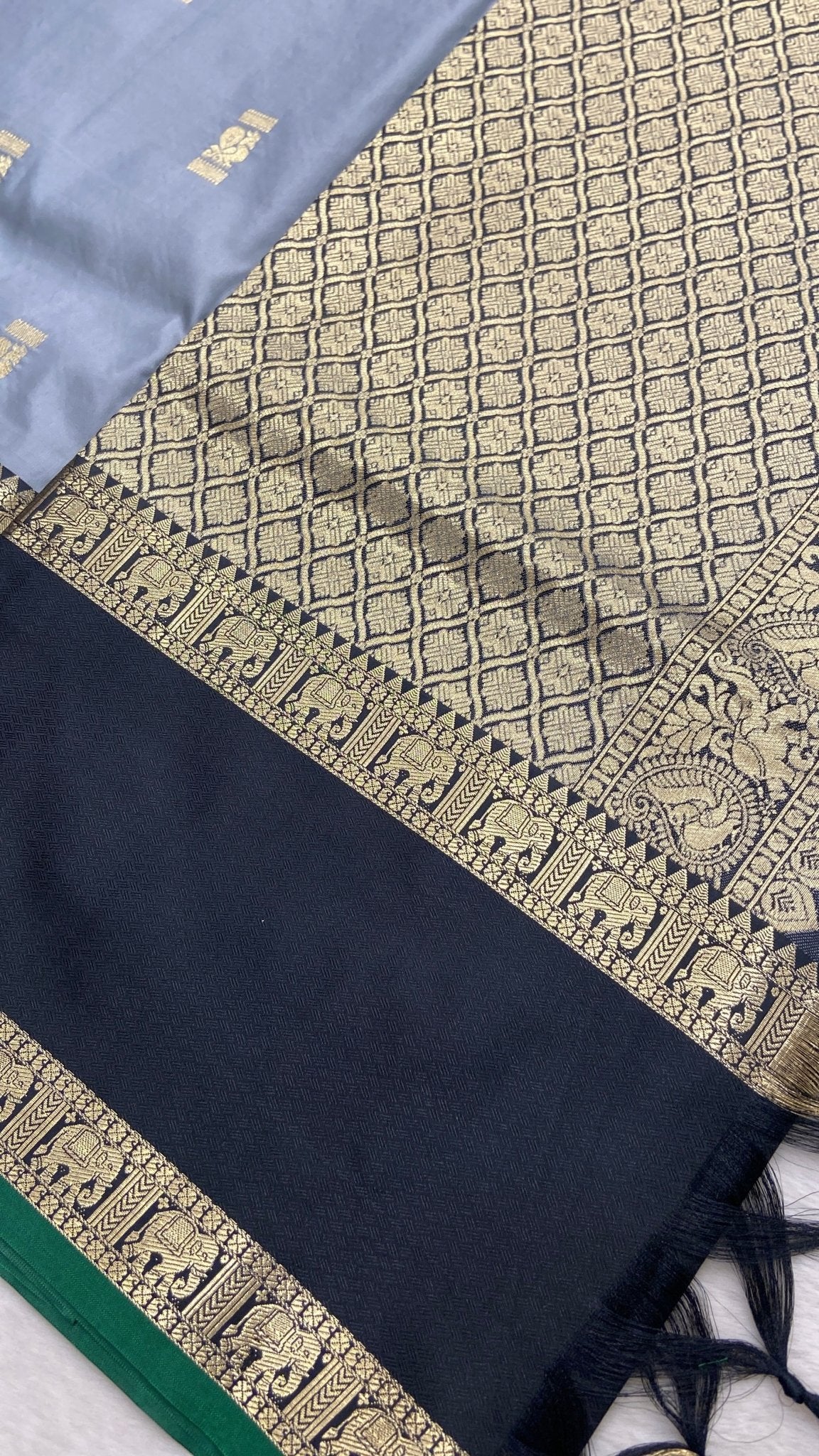 Premium Semi Kanchipuram Silk Saree (vintage) - Kanjeevaram Silk Mandir
