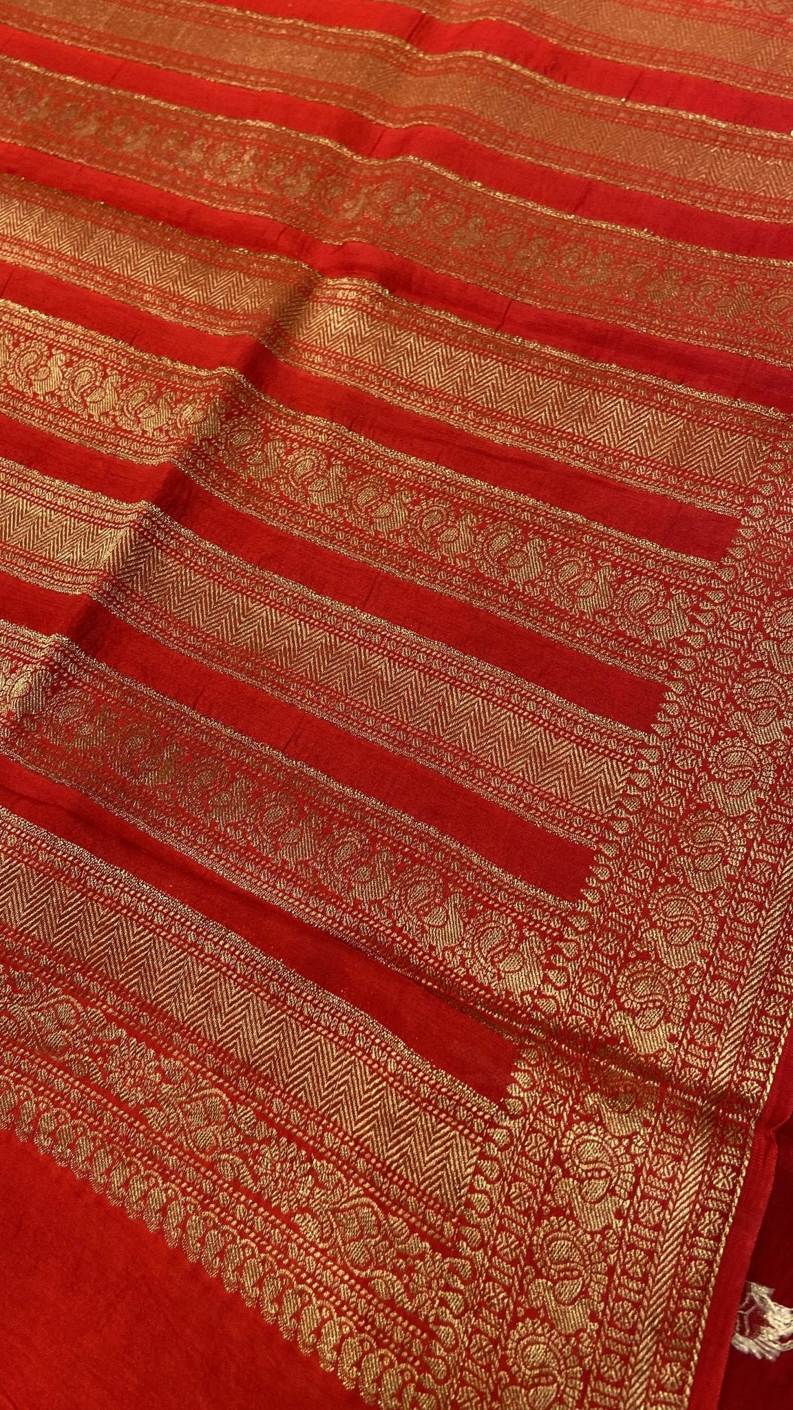 Premium Semi Kolkata Crepe Silk Saree - Kanjeevaram Silk Mandir