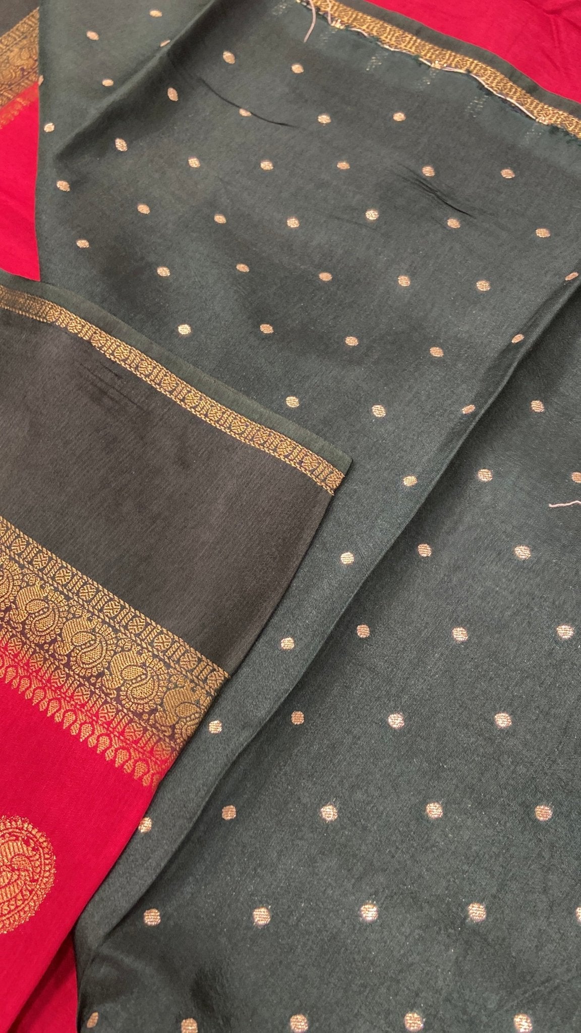 Premium Semi Kolkata Crepe Silk Saree - Kanjeevaram Silk Mandir
