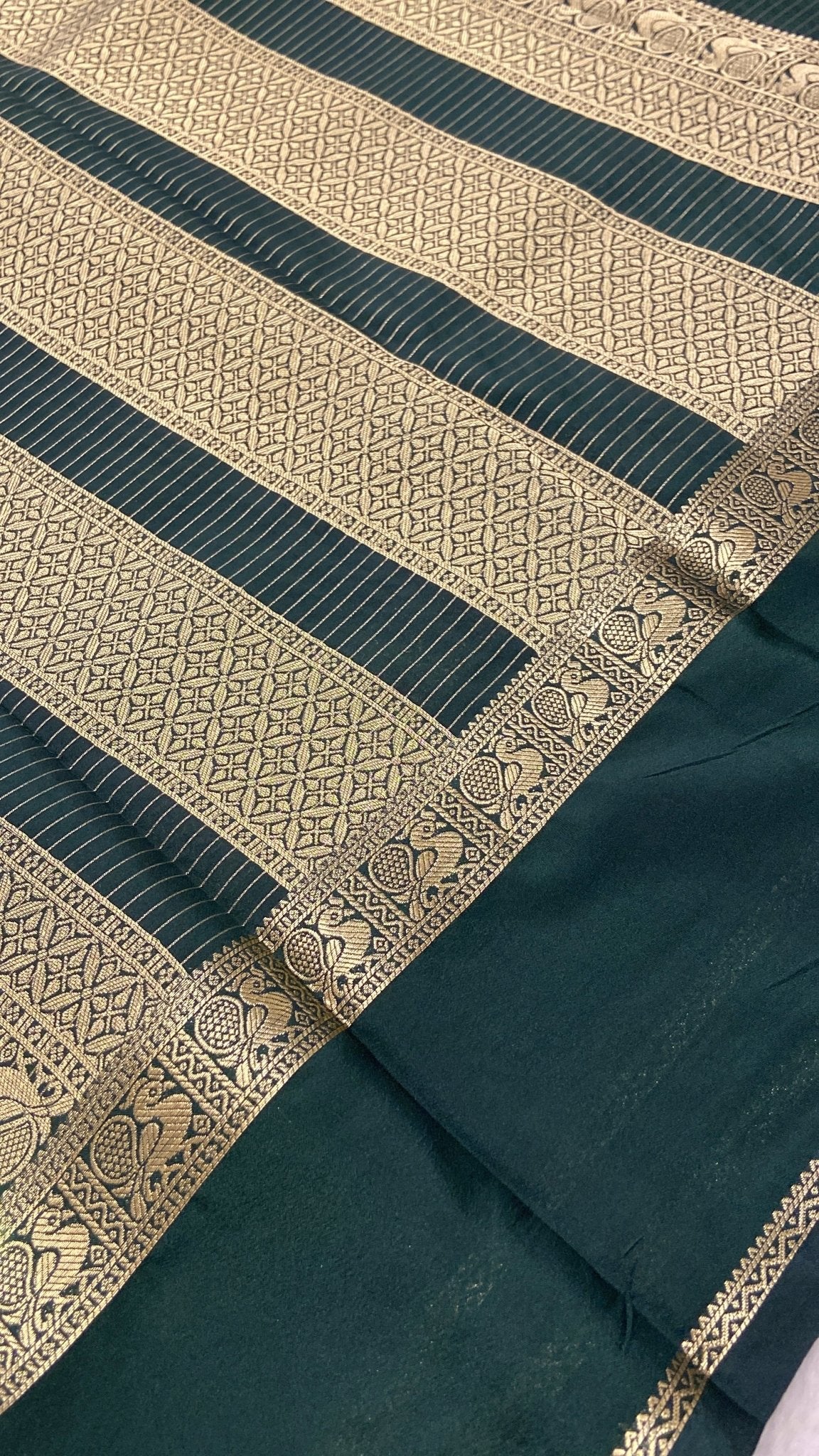 Premium Semi Mysore Crepe Silk Saree - Kanjeevaram Silk Mandir