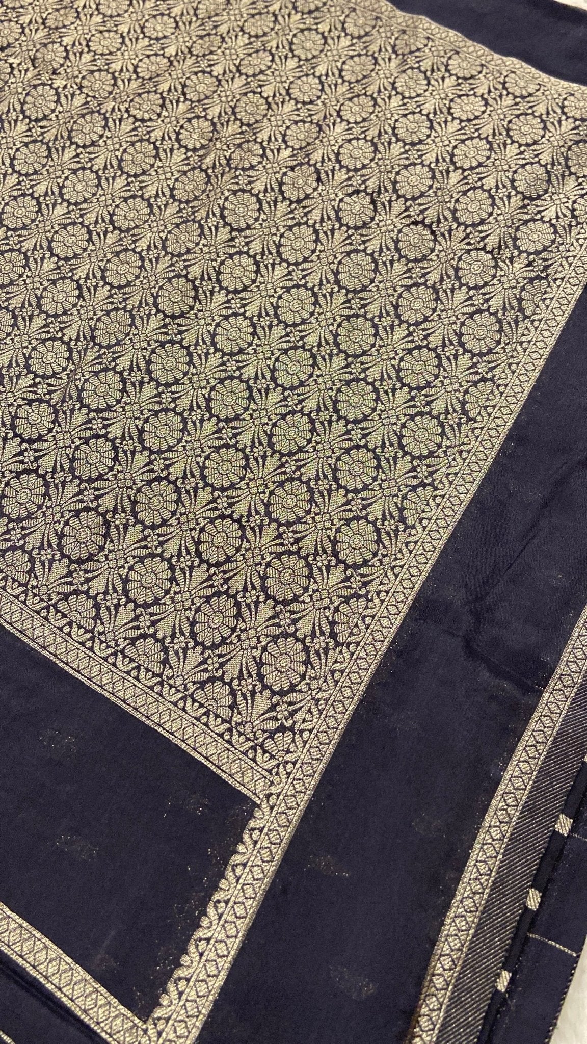 Premium Semi Mysore Crepe Silk Saree - Kanjeevaram Silk Mandir