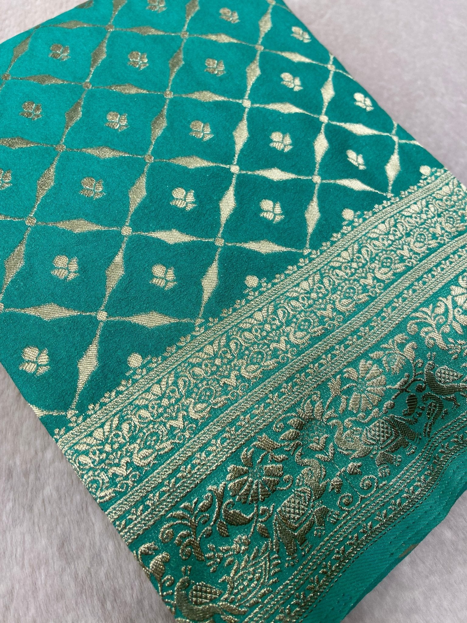 Premium Soft Georgette Saree - Kanjeevaram Silk Mandir