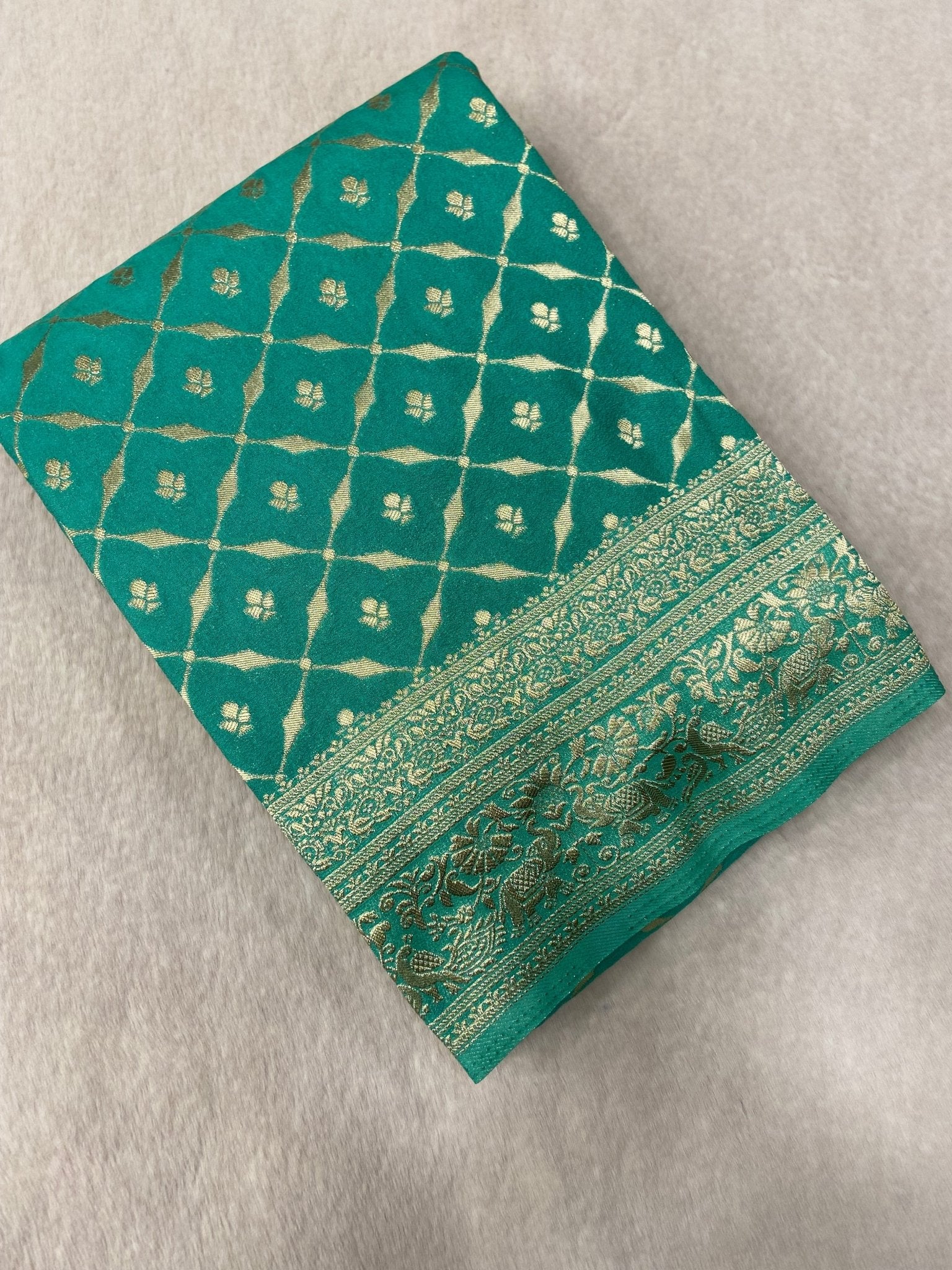 Premium Soft Georgette Saree - Kanjeevaram Silk Mandir