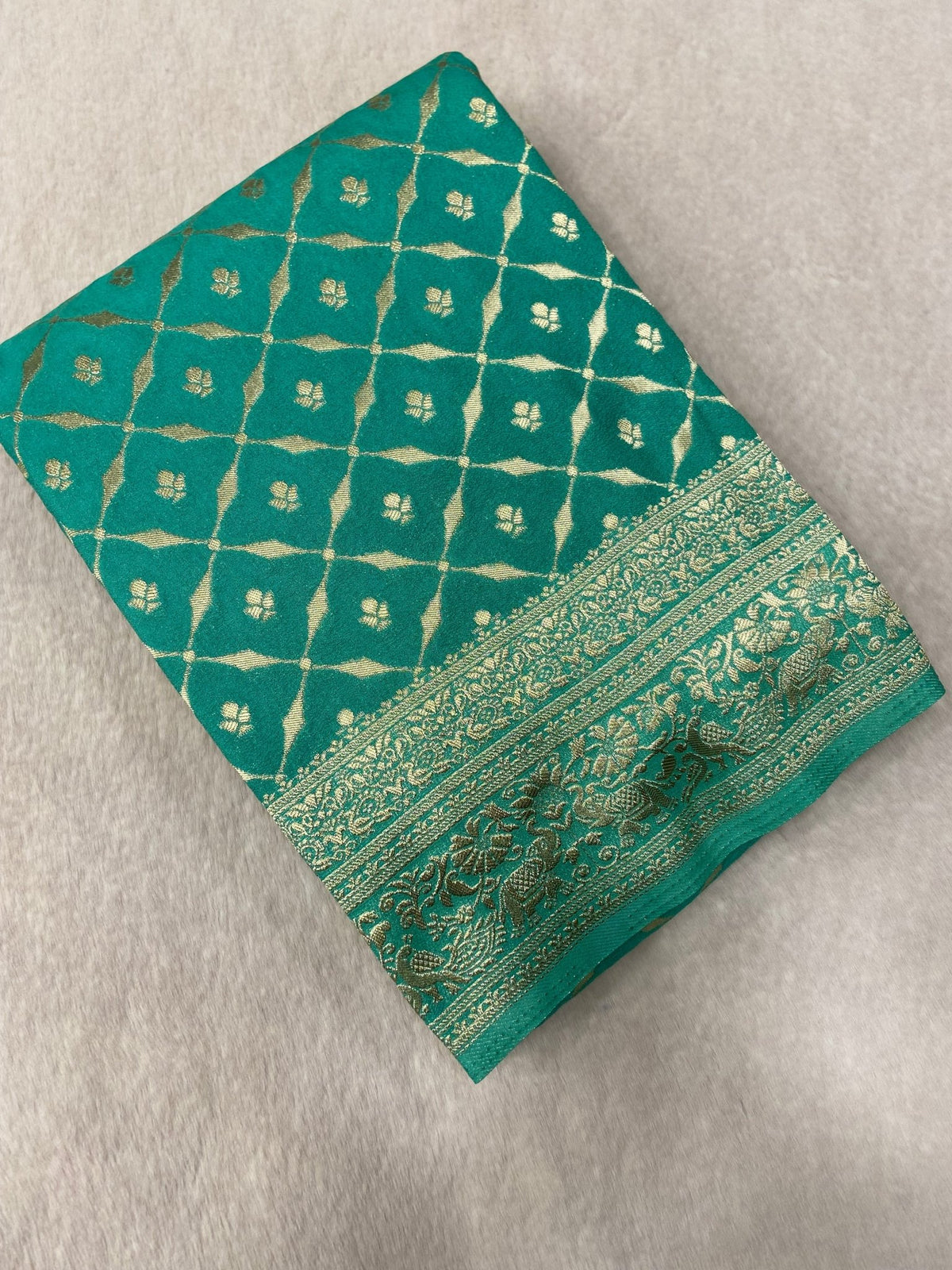 Premium Soft Georgette Saree - Kanjeevaram Silk Mandir