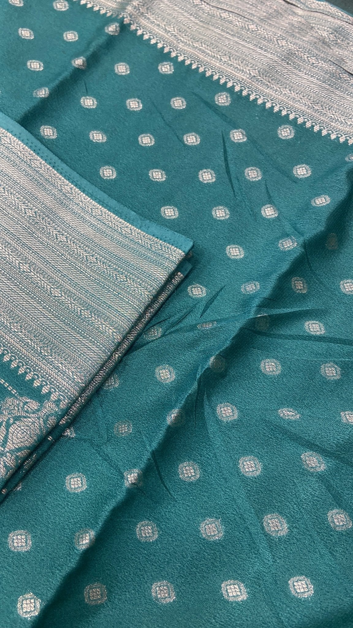 Premium Soft Georgette Saree - Kanjeevaram Silk Mandir