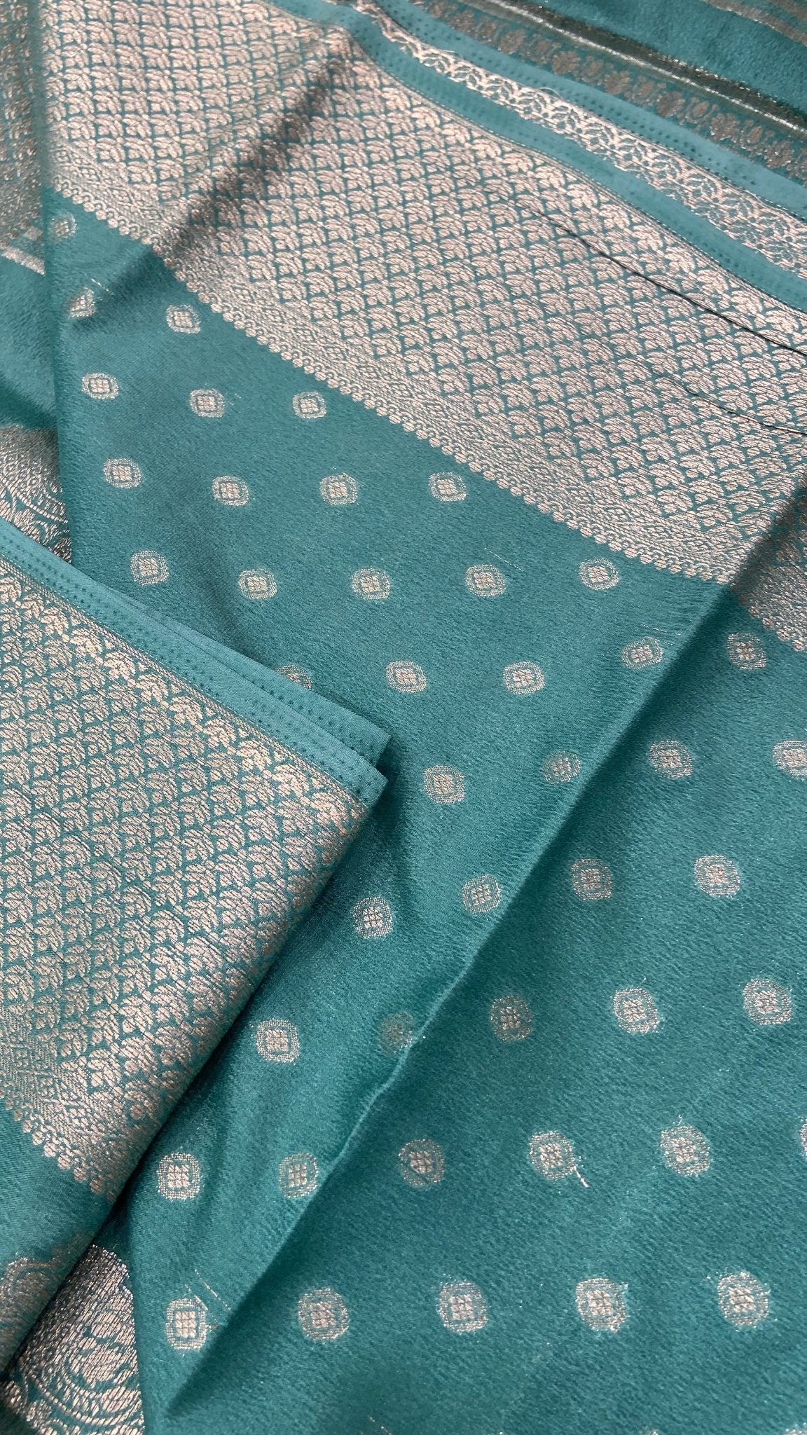 Premium Soft Georgette Saree - Kanjeevaram Silk Mandir