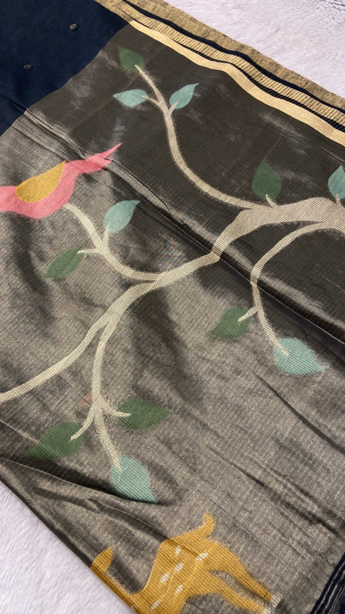 Premium Soft Tissue Organza Saree - Kanjeevaram Silk Mandir