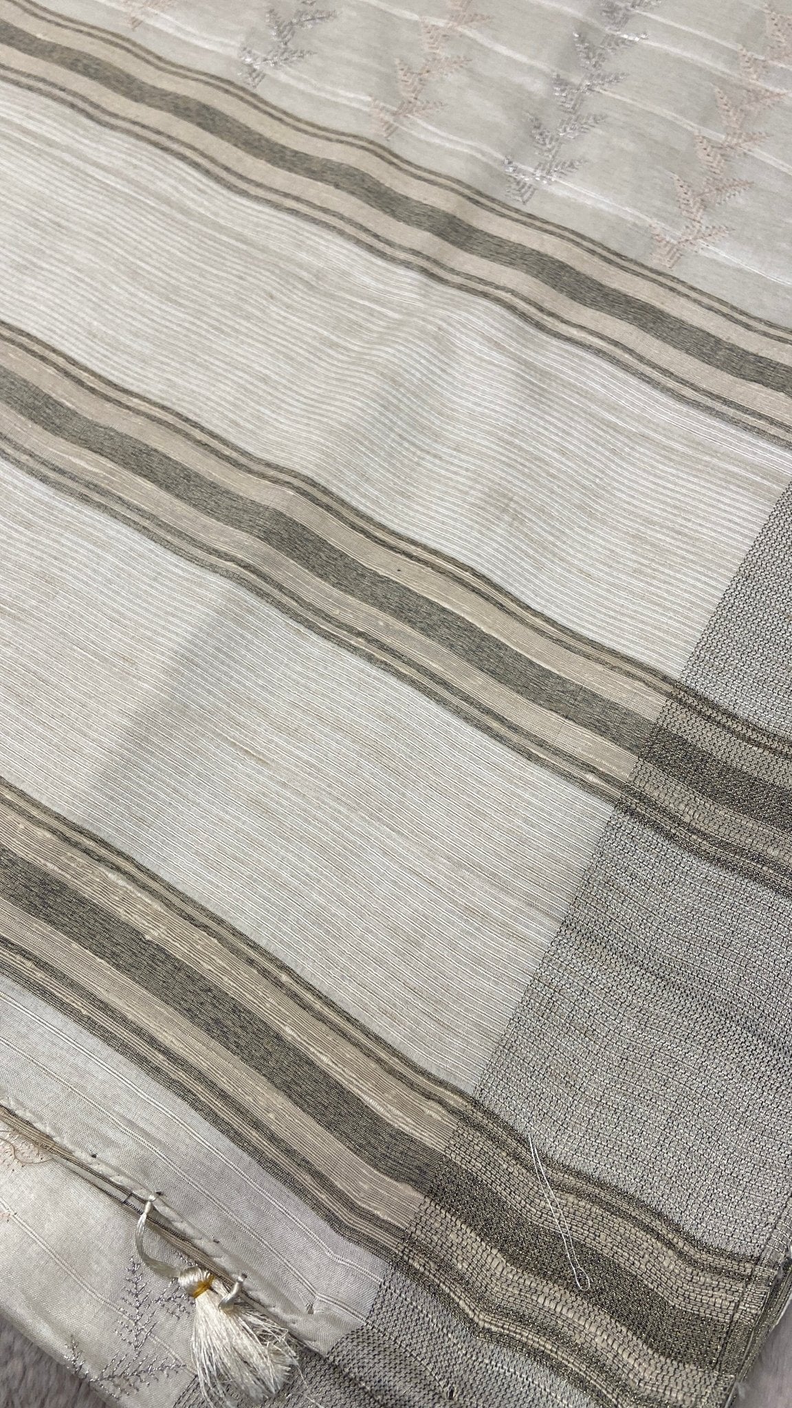 Premium Tassar Silk Saree - Kanjeevaram Silk Mandir