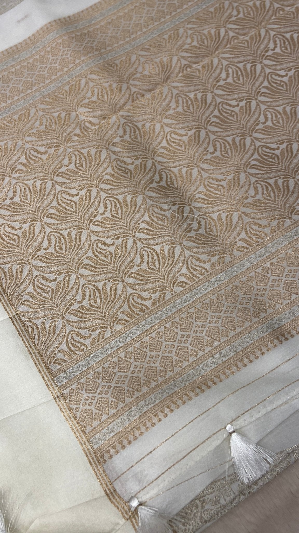 Premium Tassar Silk Saree - Kanjeevaram Silk Mandir