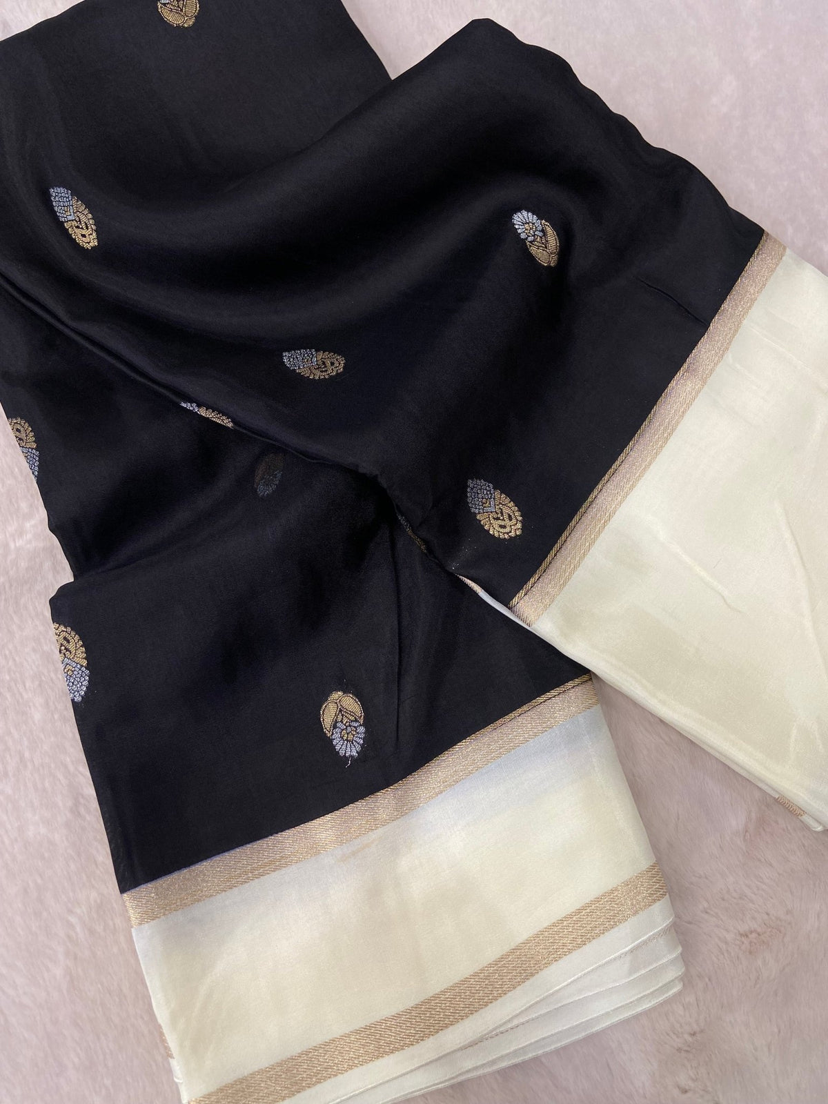 Premium viscose crepe saree - Kanjeevaram Silk Mandir