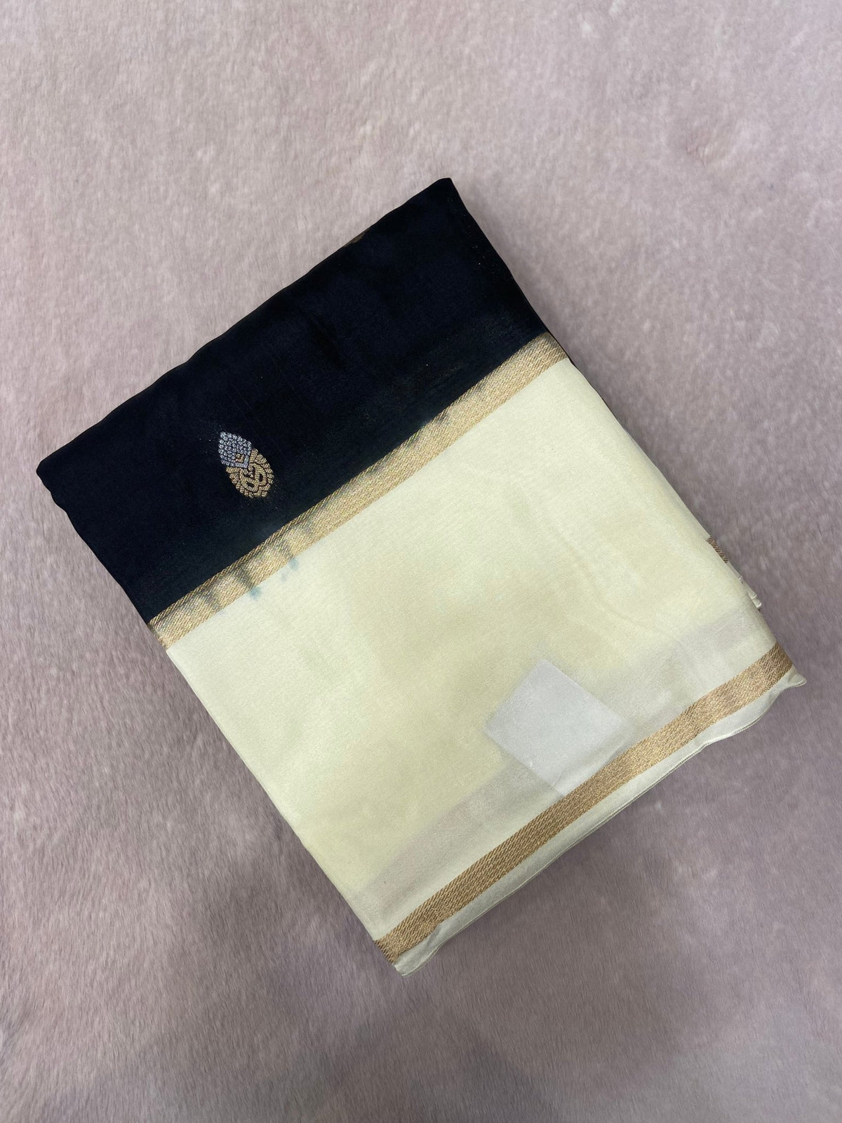 Premium viscose crepe saree - Kanjeevaram Silk Mandir