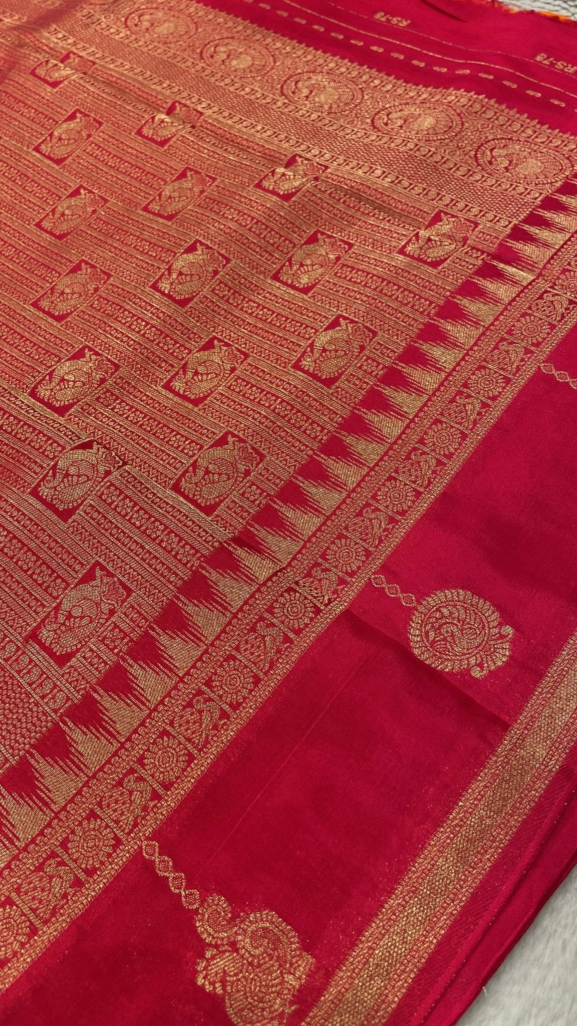 Premium Viscose Crepe Saree - Kanjeevaram Silk Mandir